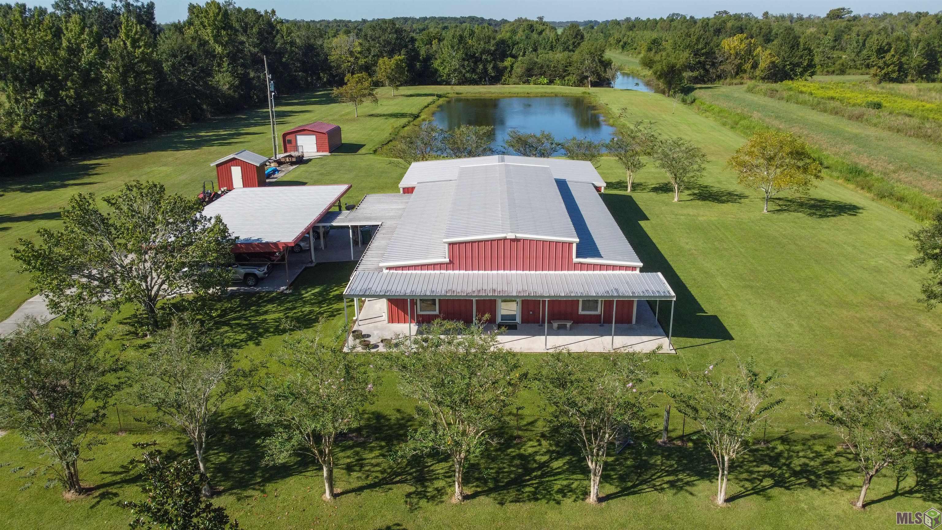 Homes for sale in Thibodaux, LA | 136 Margaret St, Thibodaux, LA 70301 | MLS# BY2025004084