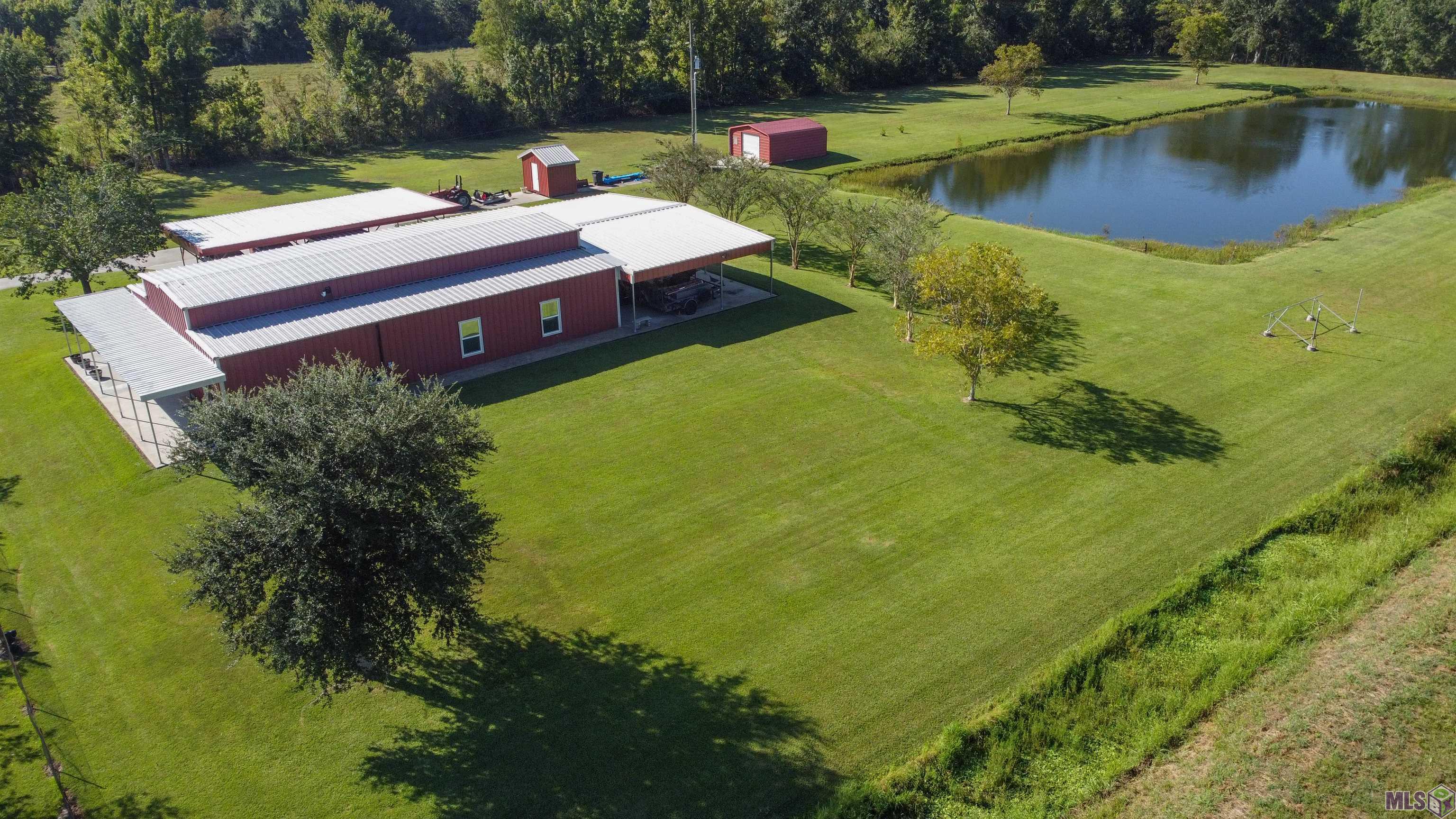 Homes for sale in Thibodaux, LA | 136 Margaret St, Thibodaux, LA 70301 | MLS# BY2025004084