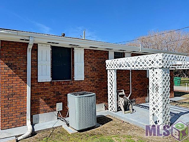 Homes for sale in Galliano, LA | 112 East 109Th Street, Galliano, LA 70354 | MLS# BY2025004313