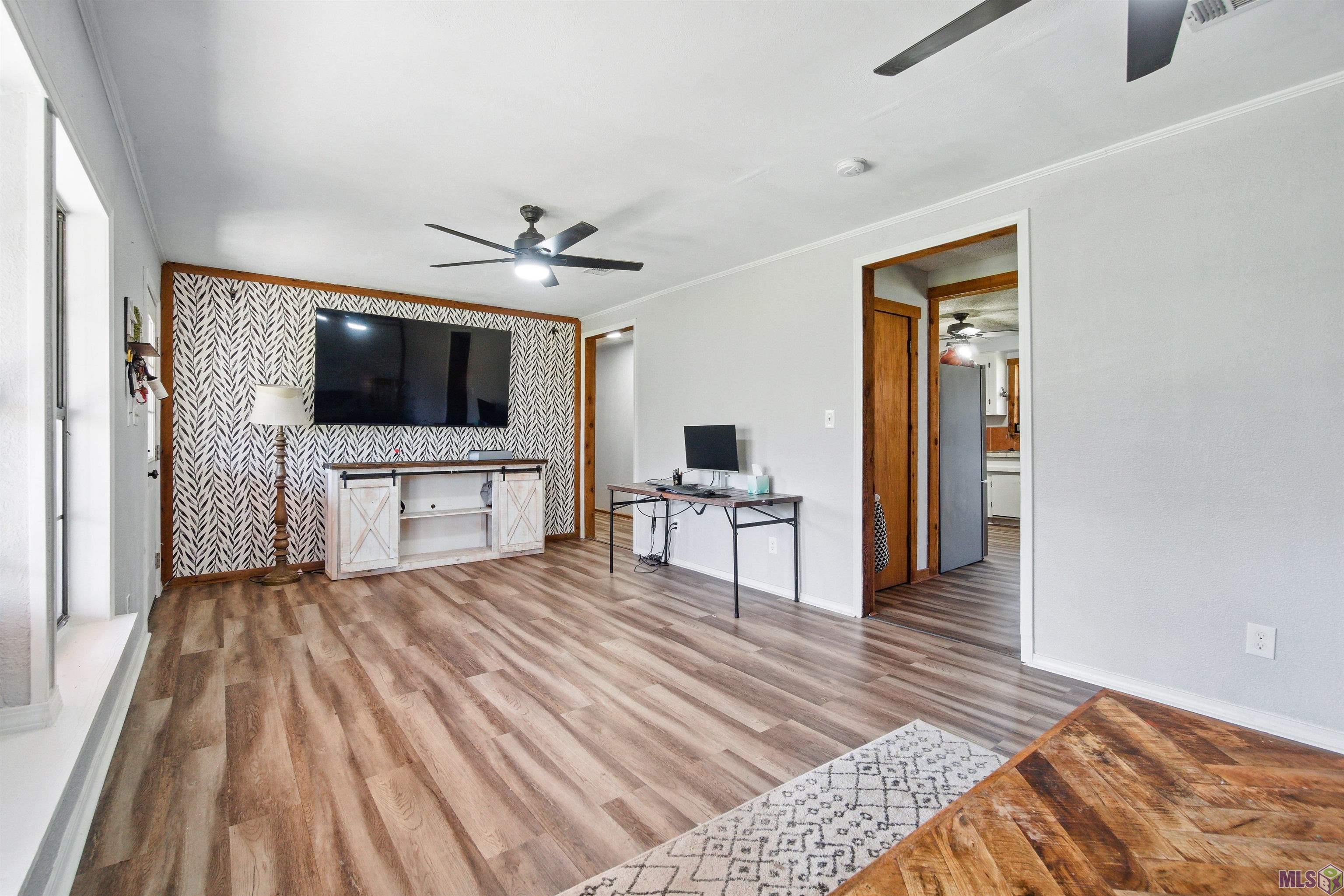 Homes for sale in Gonzales, LA | 14098 Adam Arceneaux Dr, Gonzales, LA 70737 | MLS# BR2025004512