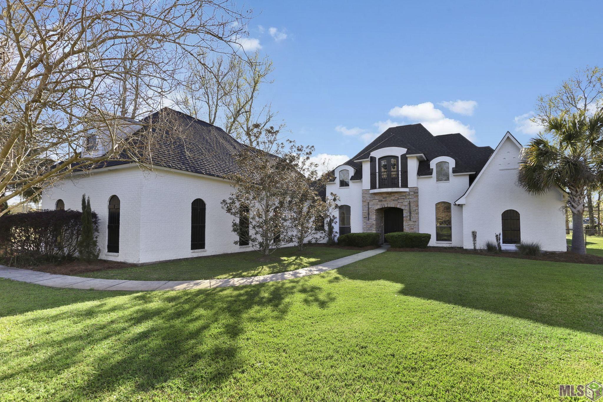 Homes for sale in Zachary, LA | 26343 E Highland Meadows Dr, Zachary, LA 70791 | MLS# BR2025005108