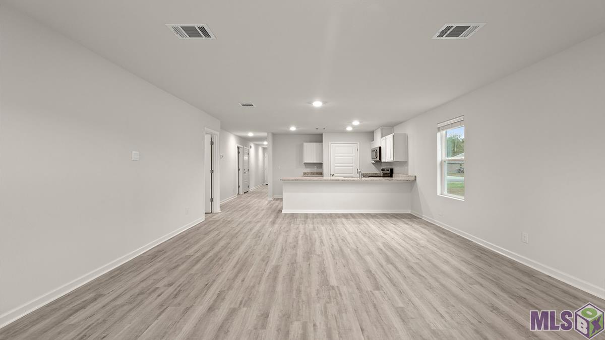 Homes for sale in Denham Springs, LA | 35606 Forest Manor Ave, Denham Springs, LA 70726 | MLS# BR2025005190