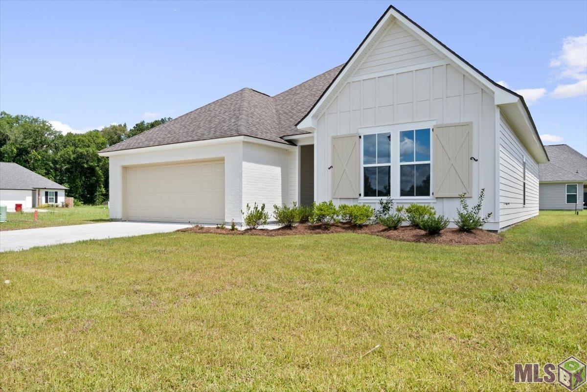 Homes for sale in Denham Springs, LA | 10443 Highpoint Dr, Denham Springs, LA 70706 | MLS# BR2025005474