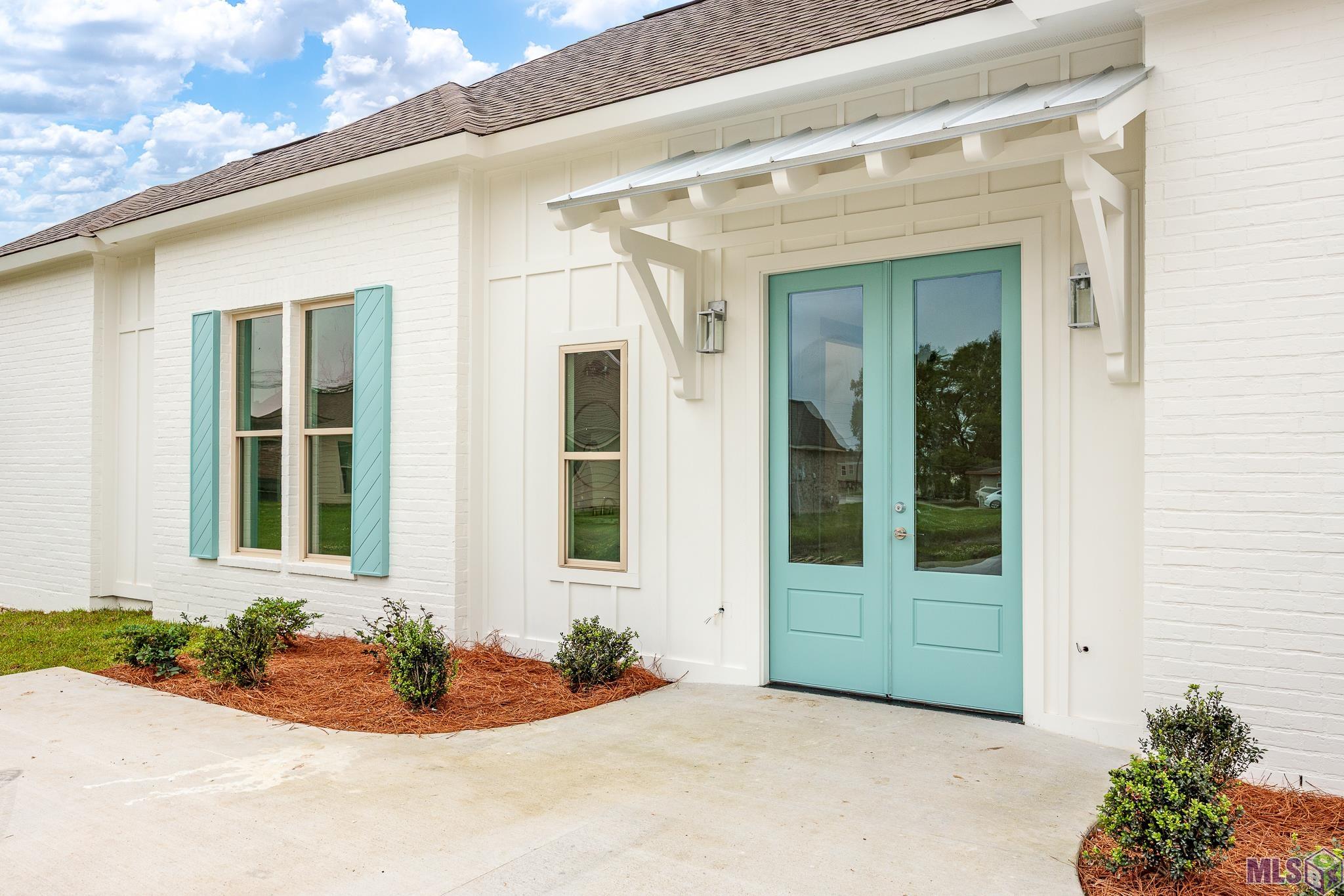 Homes for sale in Gonzales, LA | 1033 W Worthey St, Gonzales, LA 70737 | MLS# BR2025005971