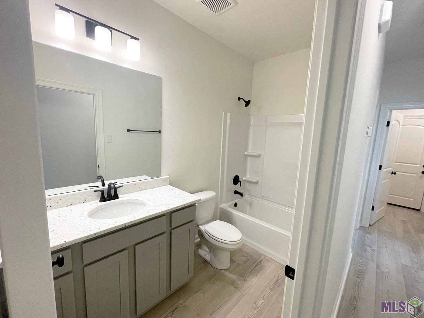 Homes for sale in Denham Springs, LA | 28324 Moreau Dr, Denham Springs, LA 70726 | MLS# BR2025006026