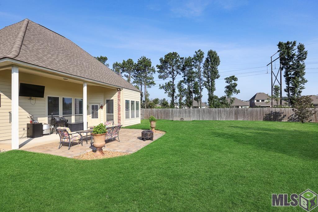 Homes for sale in Denham Springs, LA | 34080 Osprey Dr, Denham Springs, LA 70706 | MLS# BR2025006994