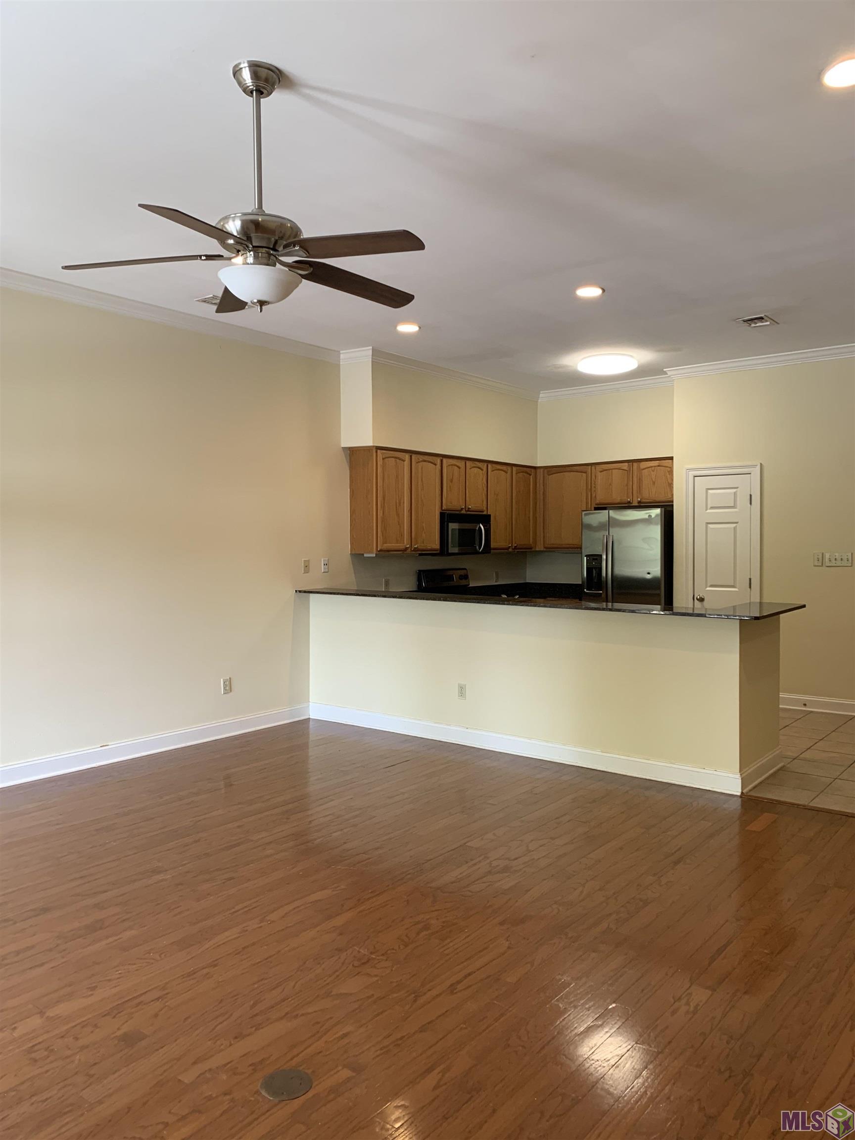 Homes for sale in Baton Rouge, LA | 352 E Boyd Dr #204, Baton Rouge, LA 70808 | MLS# BR2025007008