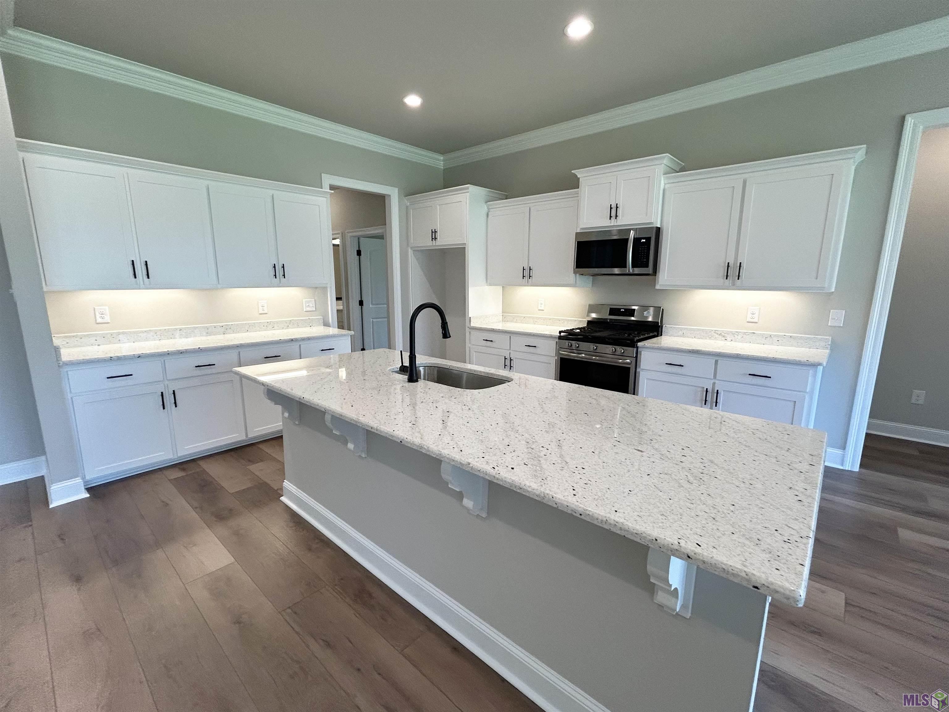 Homes for sale in Addis, LA | 4922 Belmont Dr, Addis, LA 70710 | MLS# BR2025007057