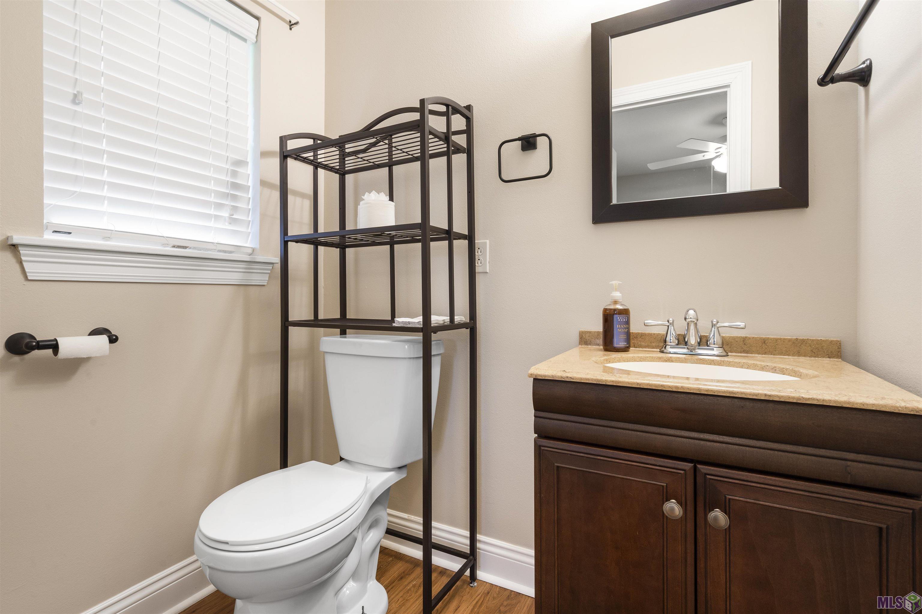 Homes for sale in Denham Springs, LA | 7281 Linda Lee Dr, Denham Springs, LA 70706 | MLS# BR2025007483