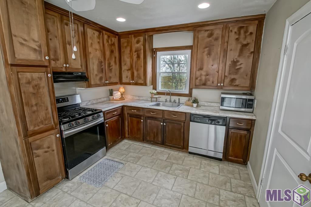 Homes for sale in Denham Springs, LA | 232 North Street, Denham Springs, LA 70726 | MLS# BR2025007997
