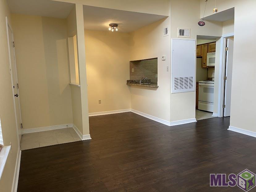 Homes for sale in Metairie, LA | 2201 Houma Blvd #306, Metairie, LA 70001 | MLS# BR2025008074