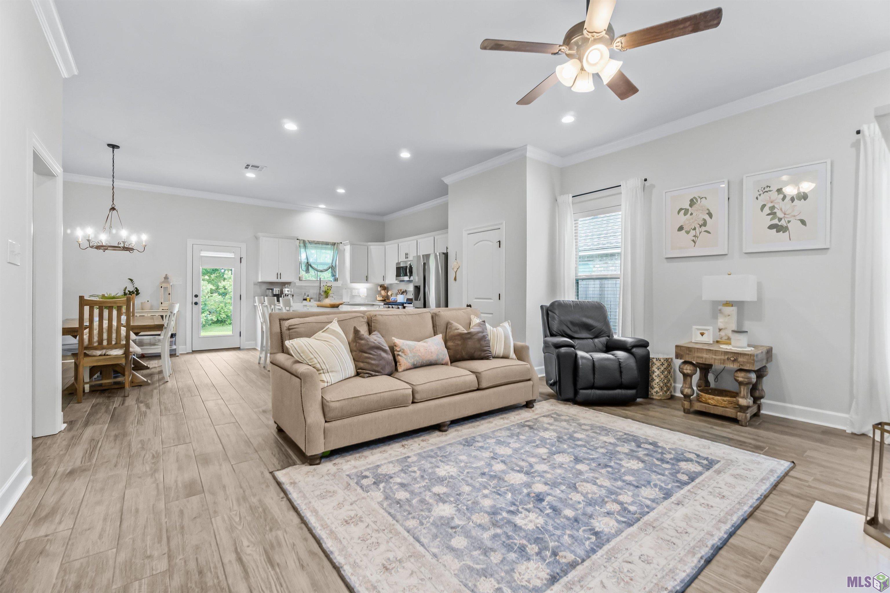 Homes for sale in Denham Springs, LA | 26879 Oak Lake Ln, Denham Springs, LA 70726 | MLS# BR2025008124