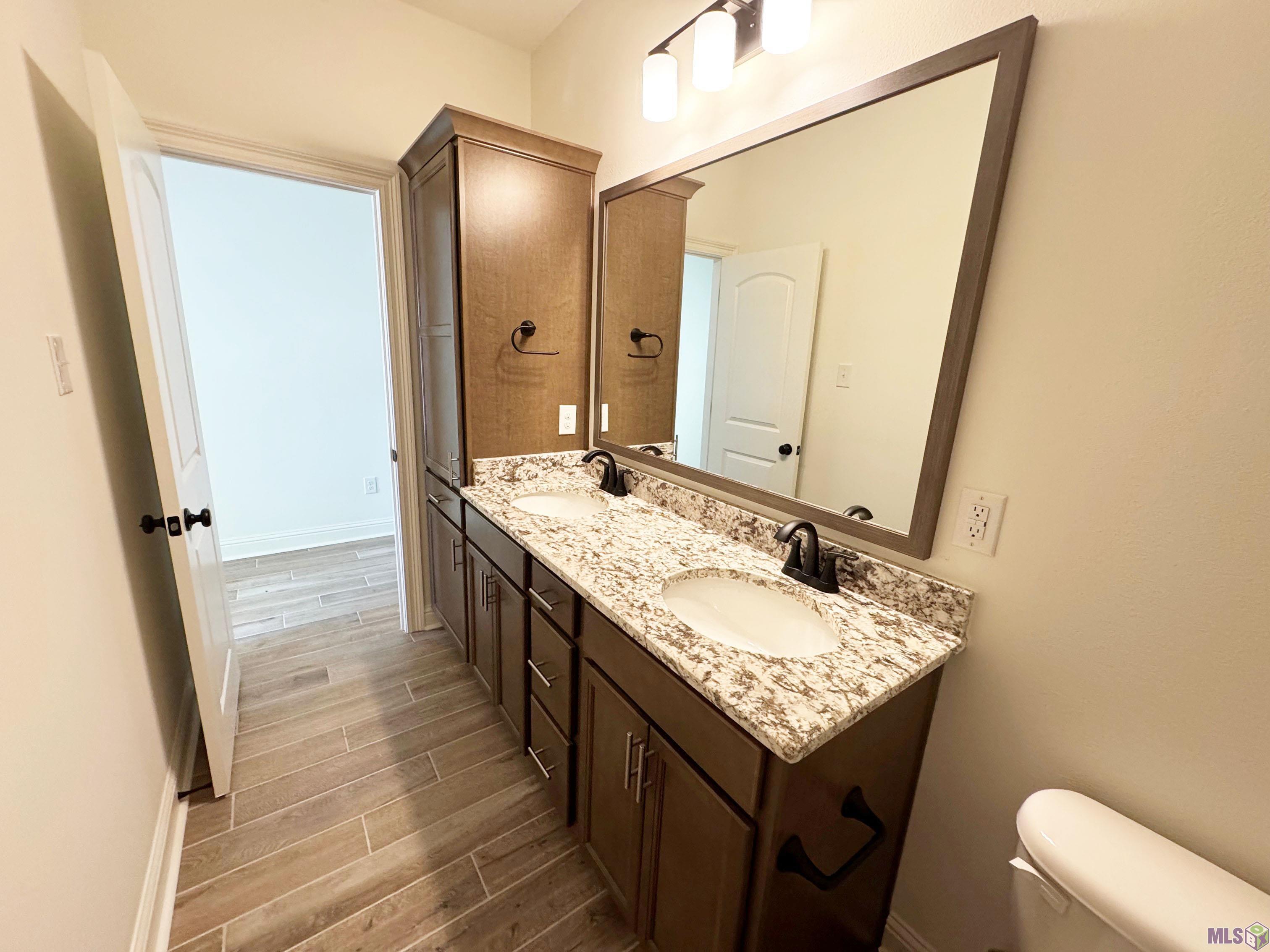 Homes for sale in Denham Springs, LA | 25705 Tarver Dr, Denham Springs, LA 70726 | MLS# BR2025008466