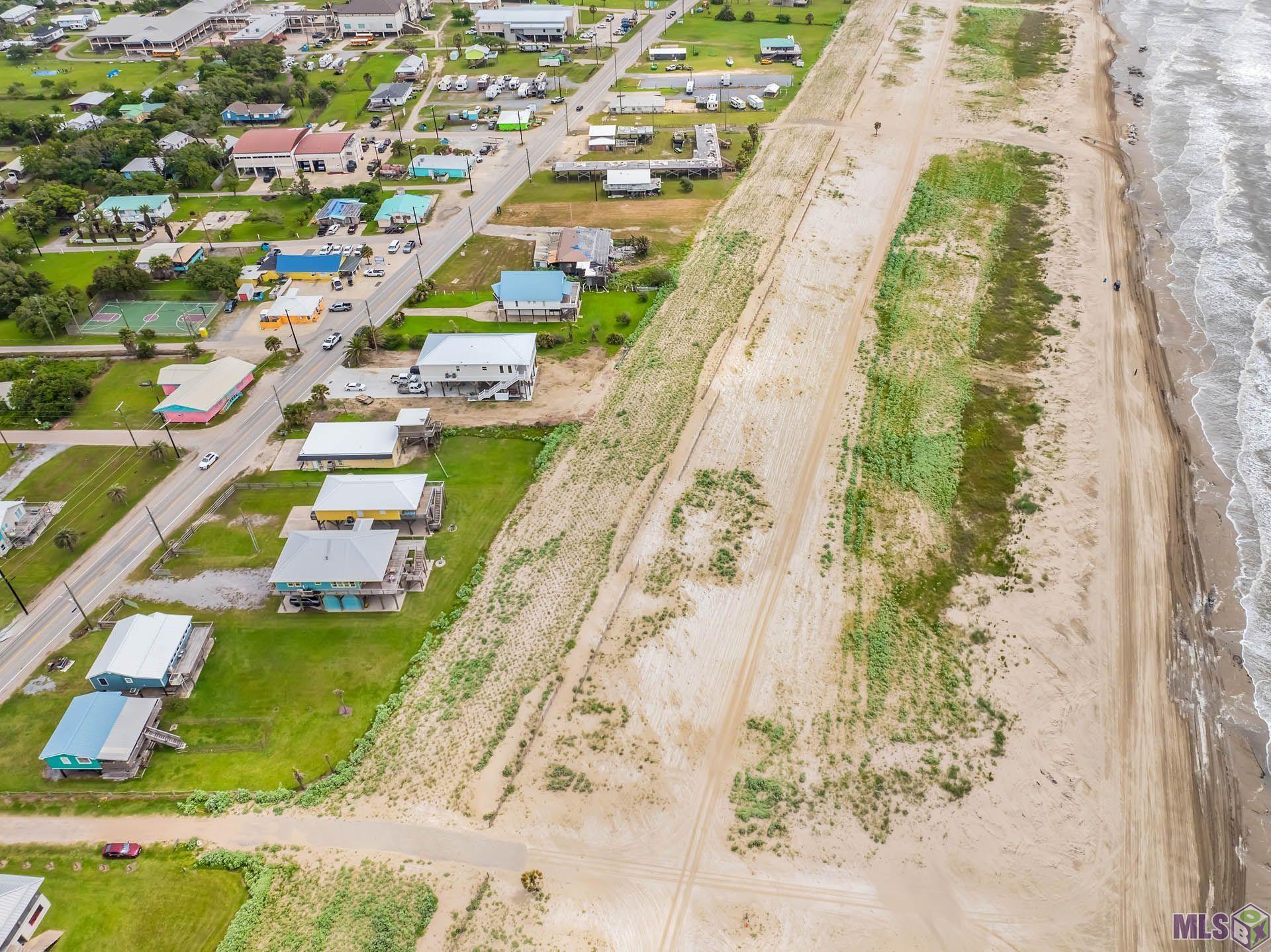Homes for sale in Grand Isle, LA | 2992 Hwy 1, Grand Isle, LA 70358 | MLS# BY2025008706