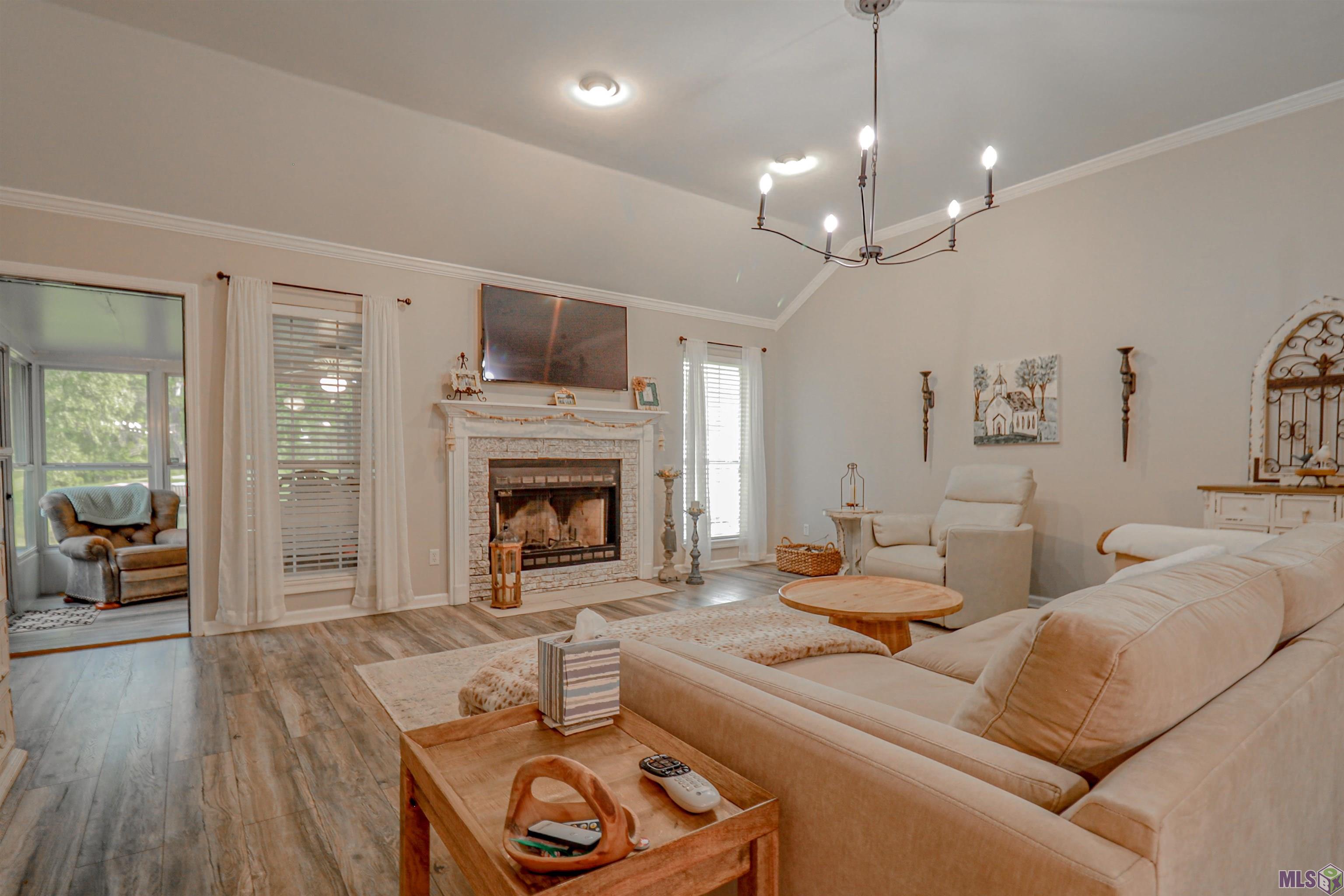 Homes for sale in Pineville, LA | 109 Hembling Dr, Pineville, LA 71360 | MLS# BR2025008715