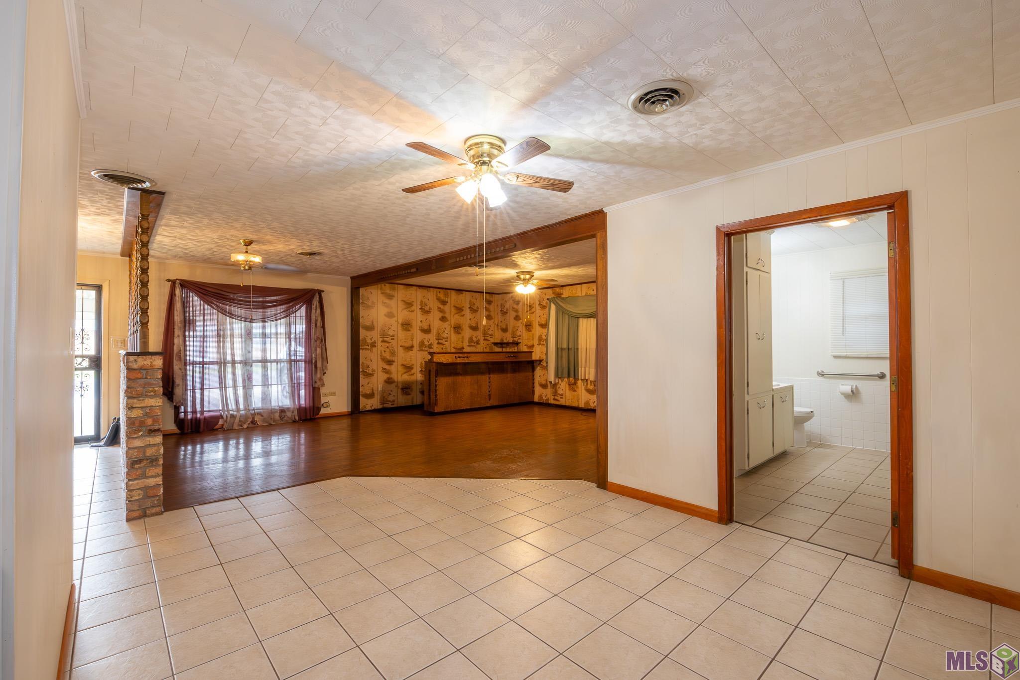 Homes for sale in Raceland, LA | 430 St Louis St, Raceland, LA 70394 | MLS# BY2025008813