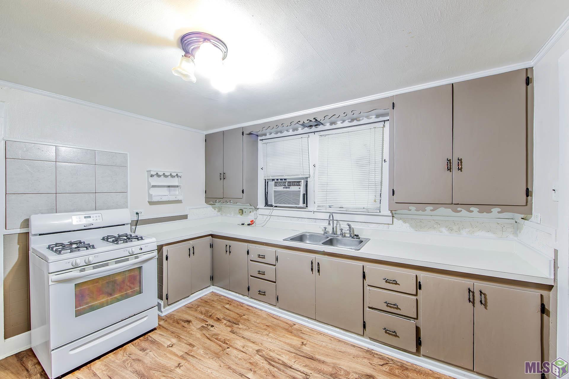 Homes for sale in Thibodaux, LA | 610 Sycamore St, Thibodaux, LA 70301 | MLS# BY2025009244