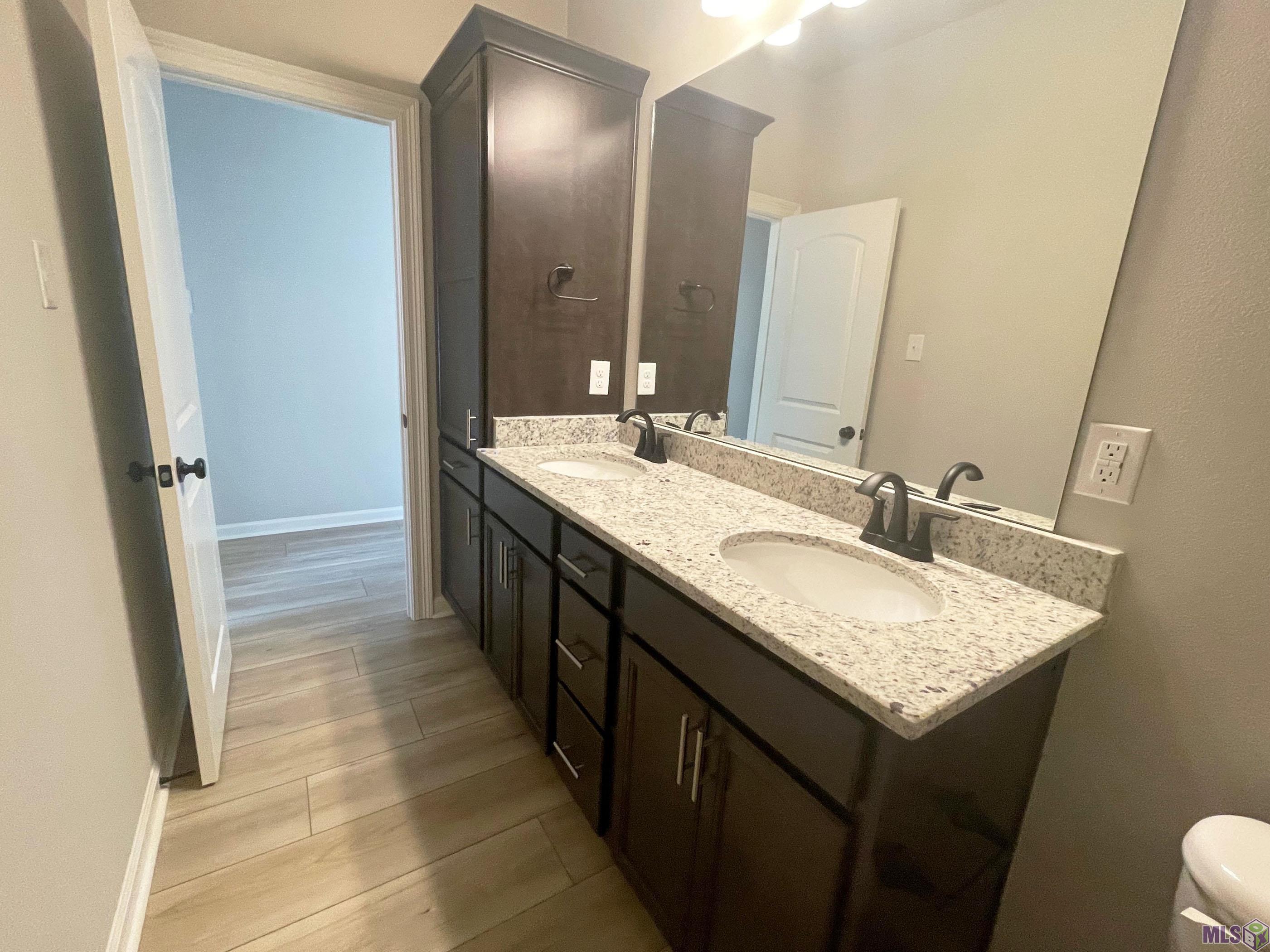 Homes for sale in Denham Springs, LA | 11542 Juban Parc Ave, Denham Springs, LA 70726 | MLS# BR2025009246