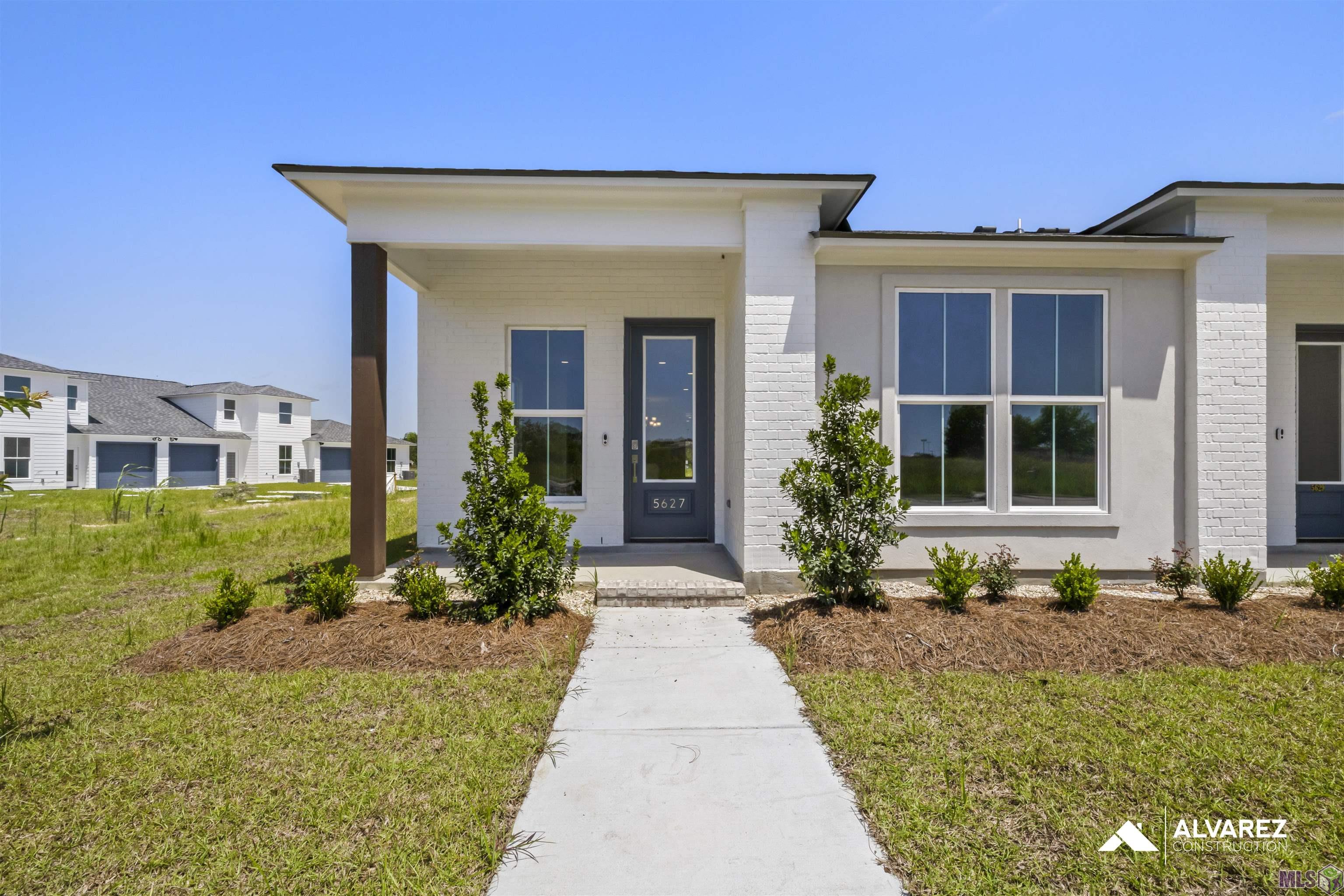 Homes for sale in Zachary, LA | 5627 Emmie Dr, Zachary, LA 70791 | MLS# BR2025009450