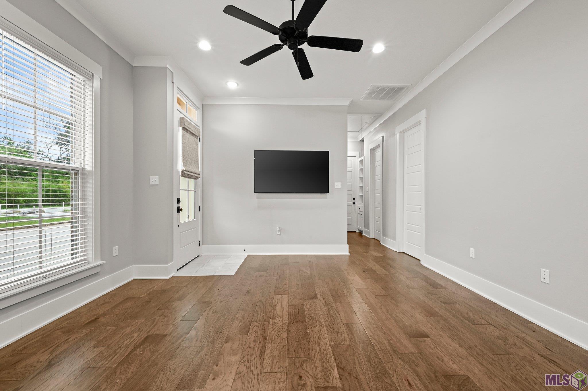 Homes for sale in Baton Rouge, LA | 306 Saint Thomas Ln, Baton Rouge, LA 70806 | MLS# BR2025009908