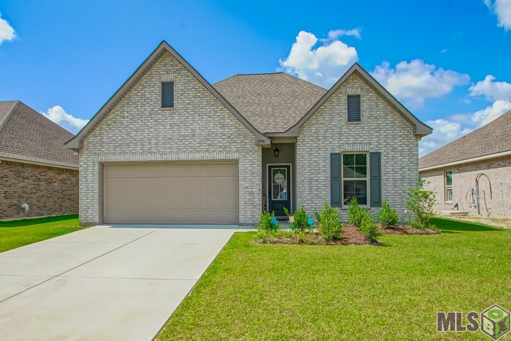 Homes for sale in Denham Springs, LA | 11590 Juban Parc Ave, Denham Springs, LA 70726 | MLS# BR2025010568