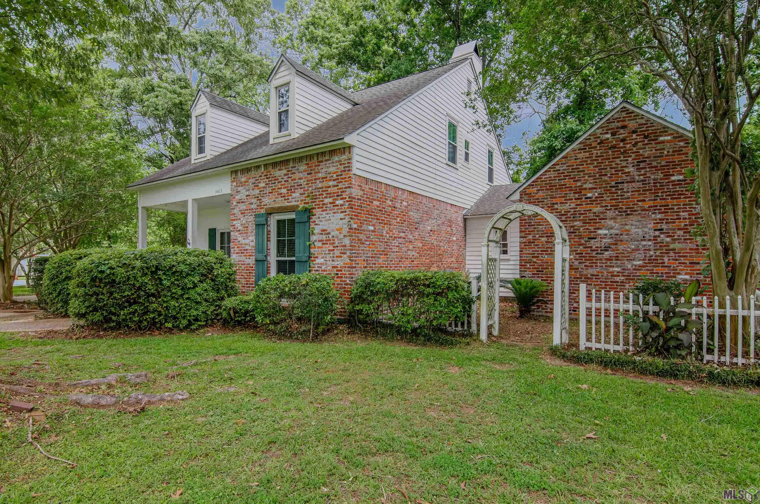 Homes for sale in Baton Rouge, LA | 14513 N Majestic Oaks Pl, Baton Rouge, LA 70810 | MLS# BR2025010593