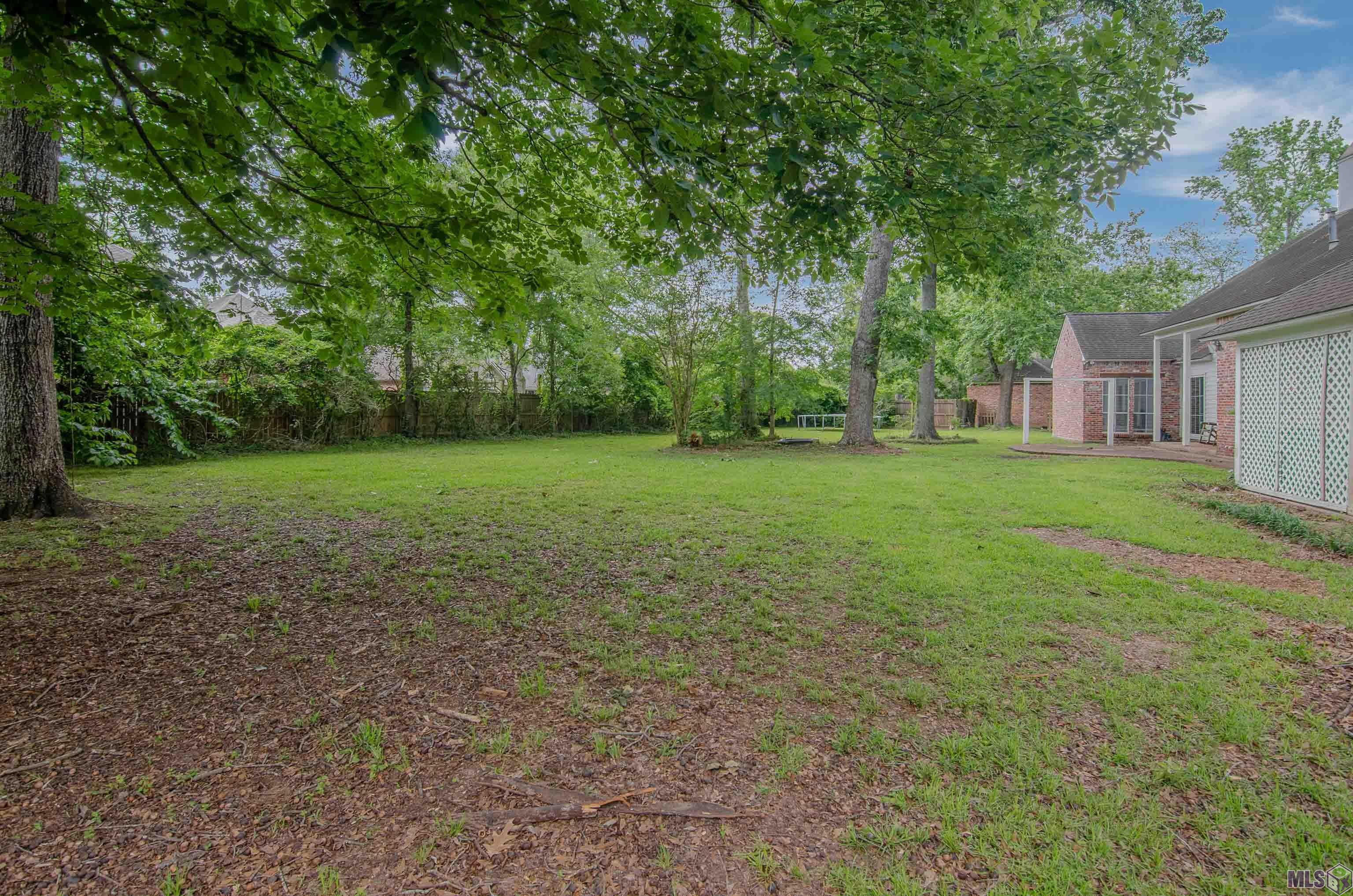 Homes for sale in Baton Rouge, LA | 14513 N Majestic Oaks Pl, Baton Rouge, LA 70810 | MLS# BR2025010593