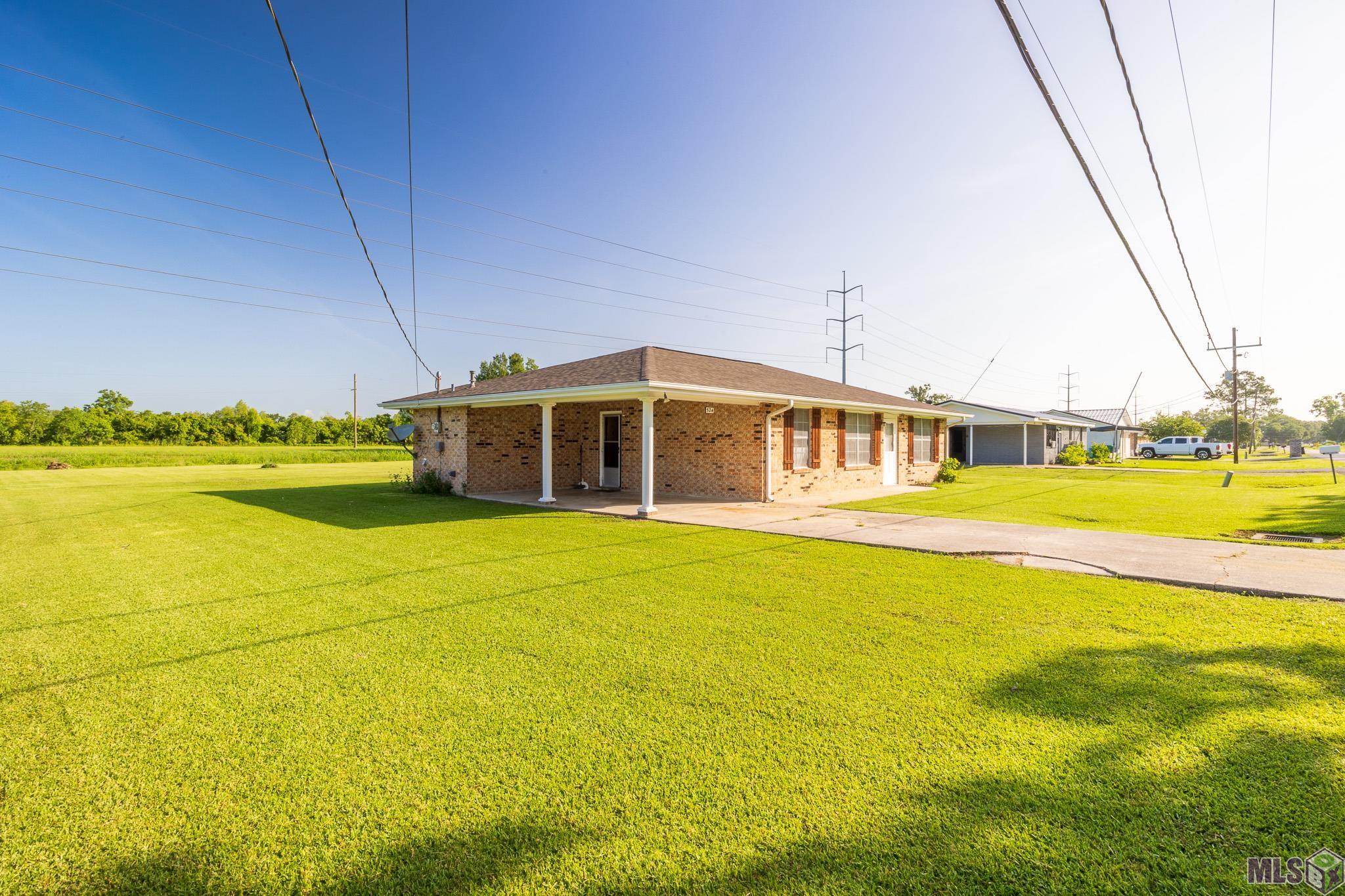 Homes for sale in Raceland, LA | 524 Hospital Dr, Raceland, LA 70374 | MLS# BY2025010605