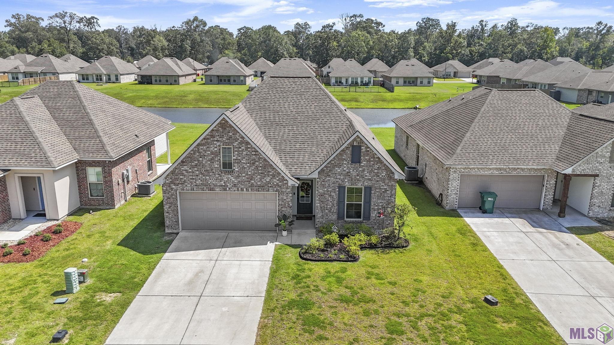 Homes for sale in Denham Springs, LA | 11588 Regal St, Denham Springs, LA 70726 | MLS# BR2025010860