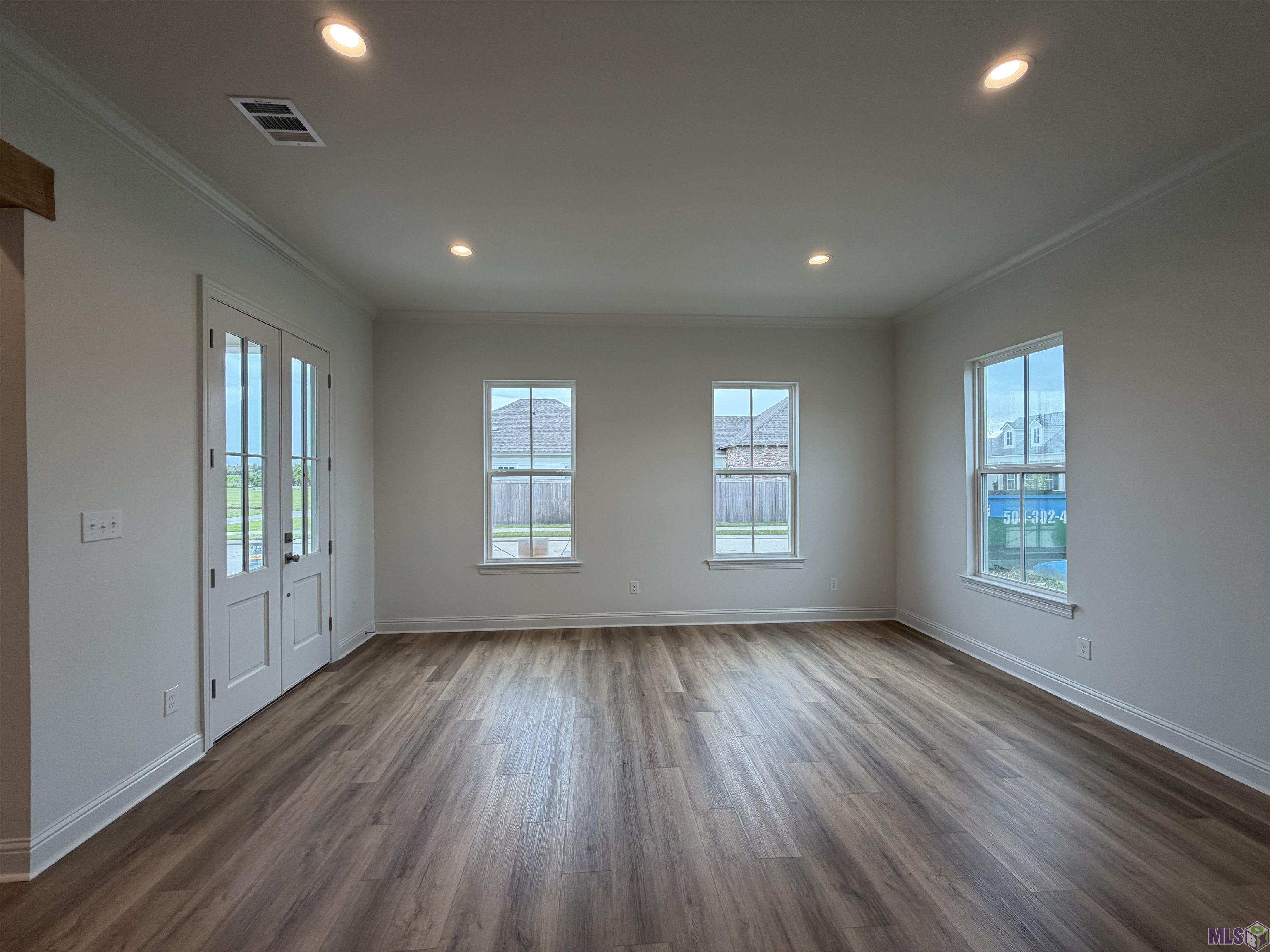 Homes for sale in Thibodaux, LA | 205 Queens Way, Thibodaux, LA 70301 | MLS# BR2025010938