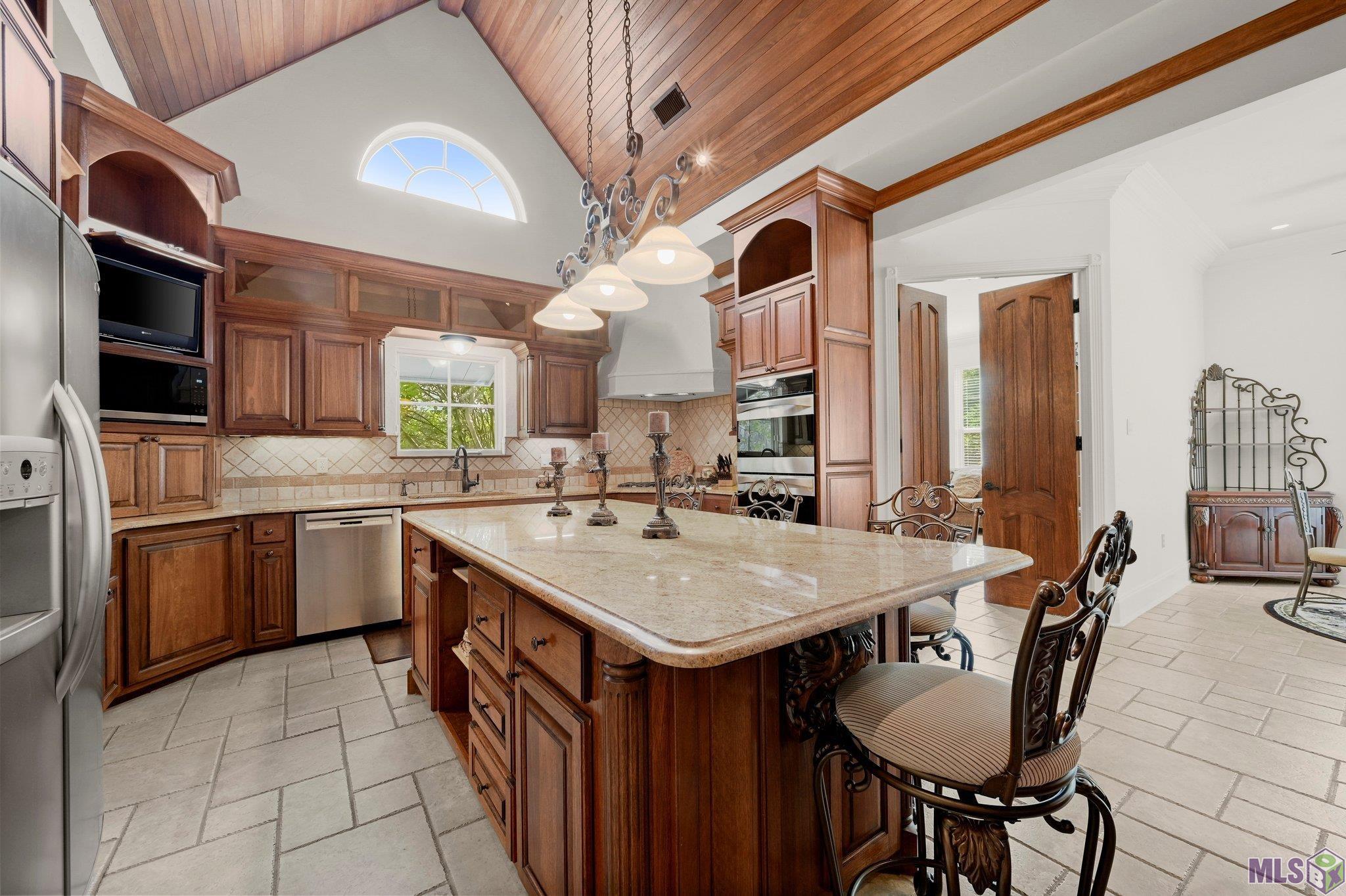 Homes for sale in Baton Rouge, LA | 4509 Bluebonnet Rd, Baton Rouge, LA 70809 | MLS# BR2025011069