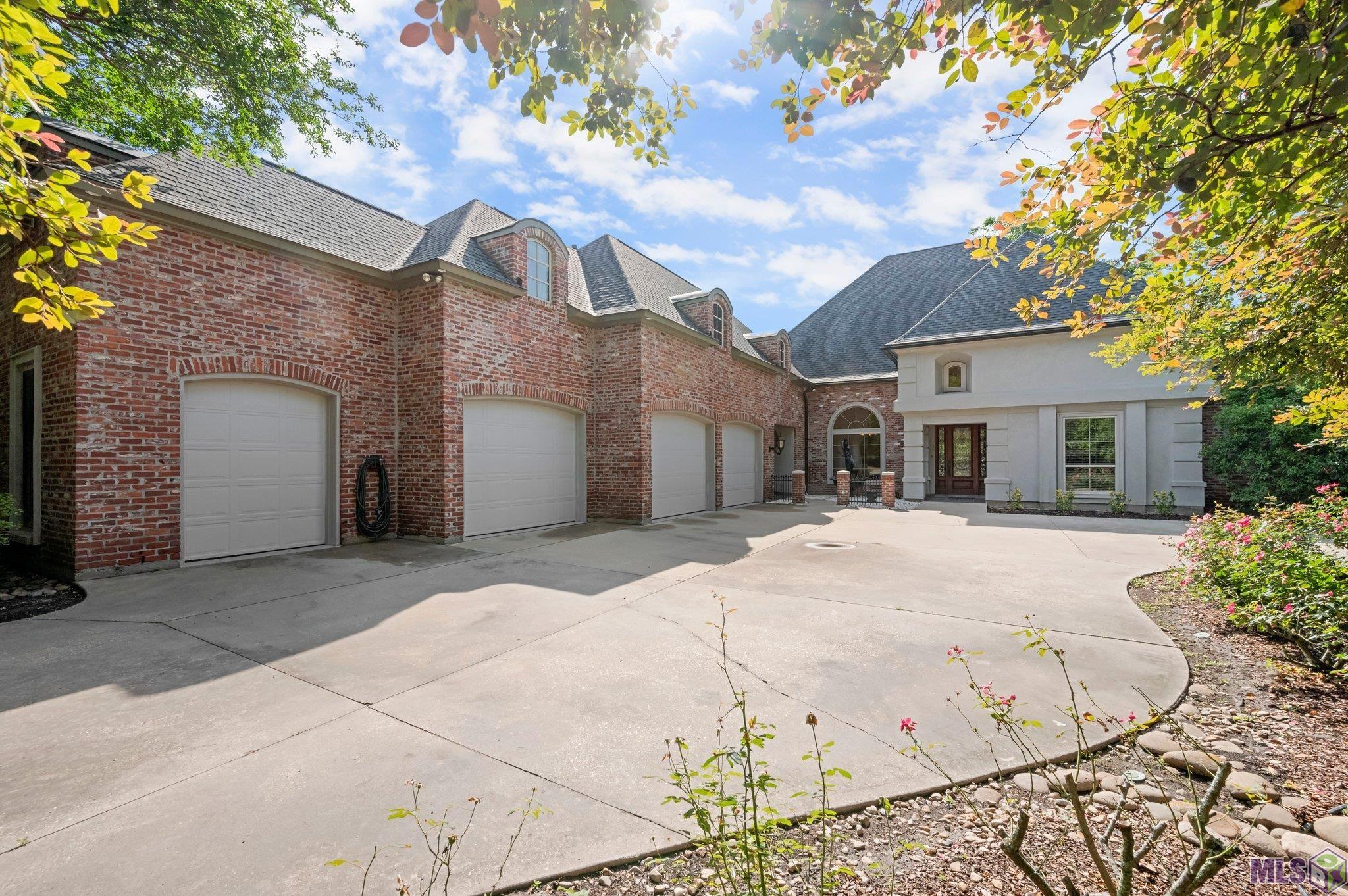 Homes for sale in Baton Rouge, LA | 4509 Bluebonnet Rd, Baton Rouge, LA 70809 | MLS# BR2025011069