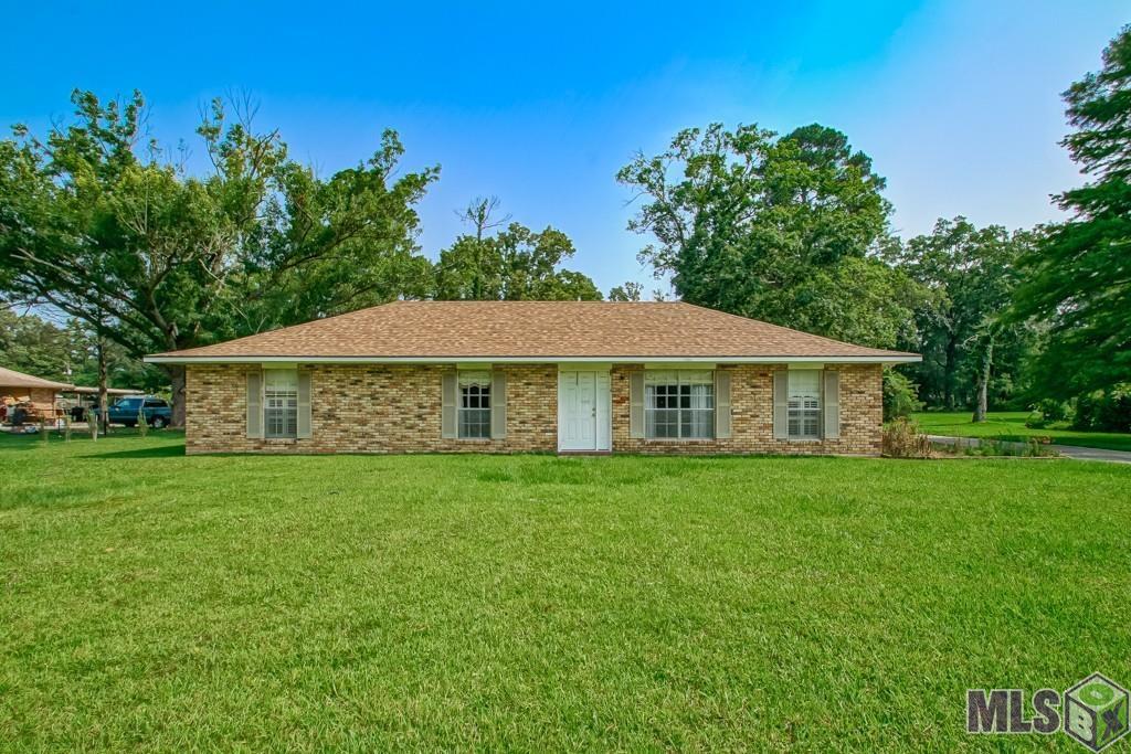 Homes for sale in Denham Springs, LA | 9743 Gene Buckle Ave, Denham Springs, LA 70726 | MLS# BR2025011173