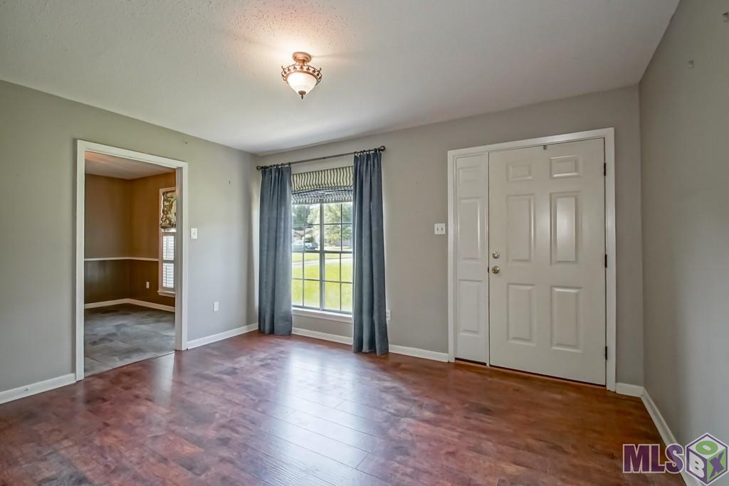 Homes for sale in Denham Springs, LA | 9743 Gene Buckle Ave, Denham Springs, LA 70726 | MLS# BR2025011173