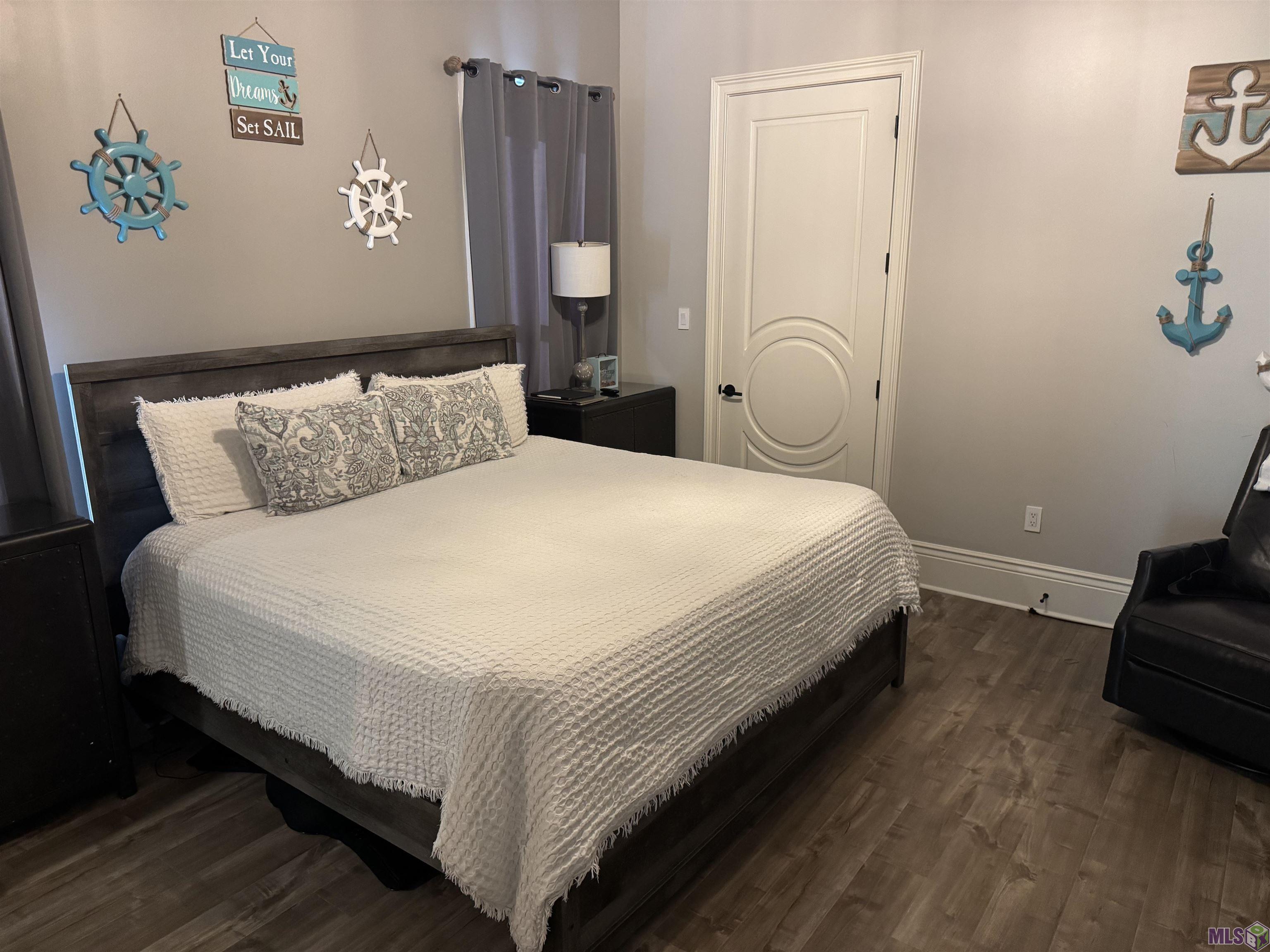 Homes for sale in Slidell, LA | 979 Lakeshore Blvd, Slidell, LA 70461 | MLS# BR2025011278