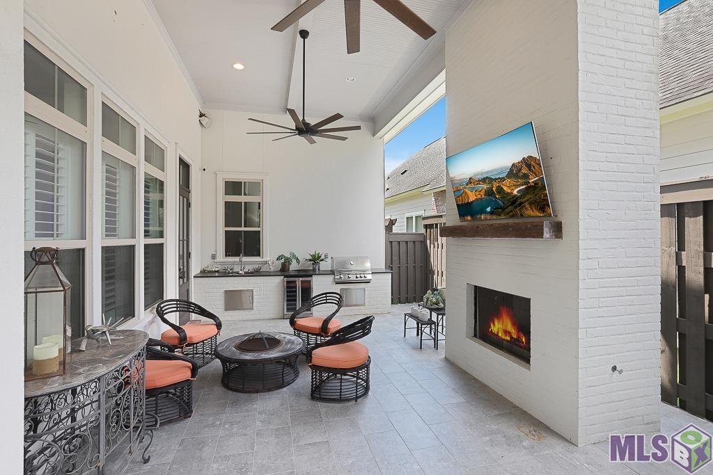 Homes for sale in St. George, LA | 10720 Cane River Dr, St. George, LA 70810 | MLS# BR2025011299