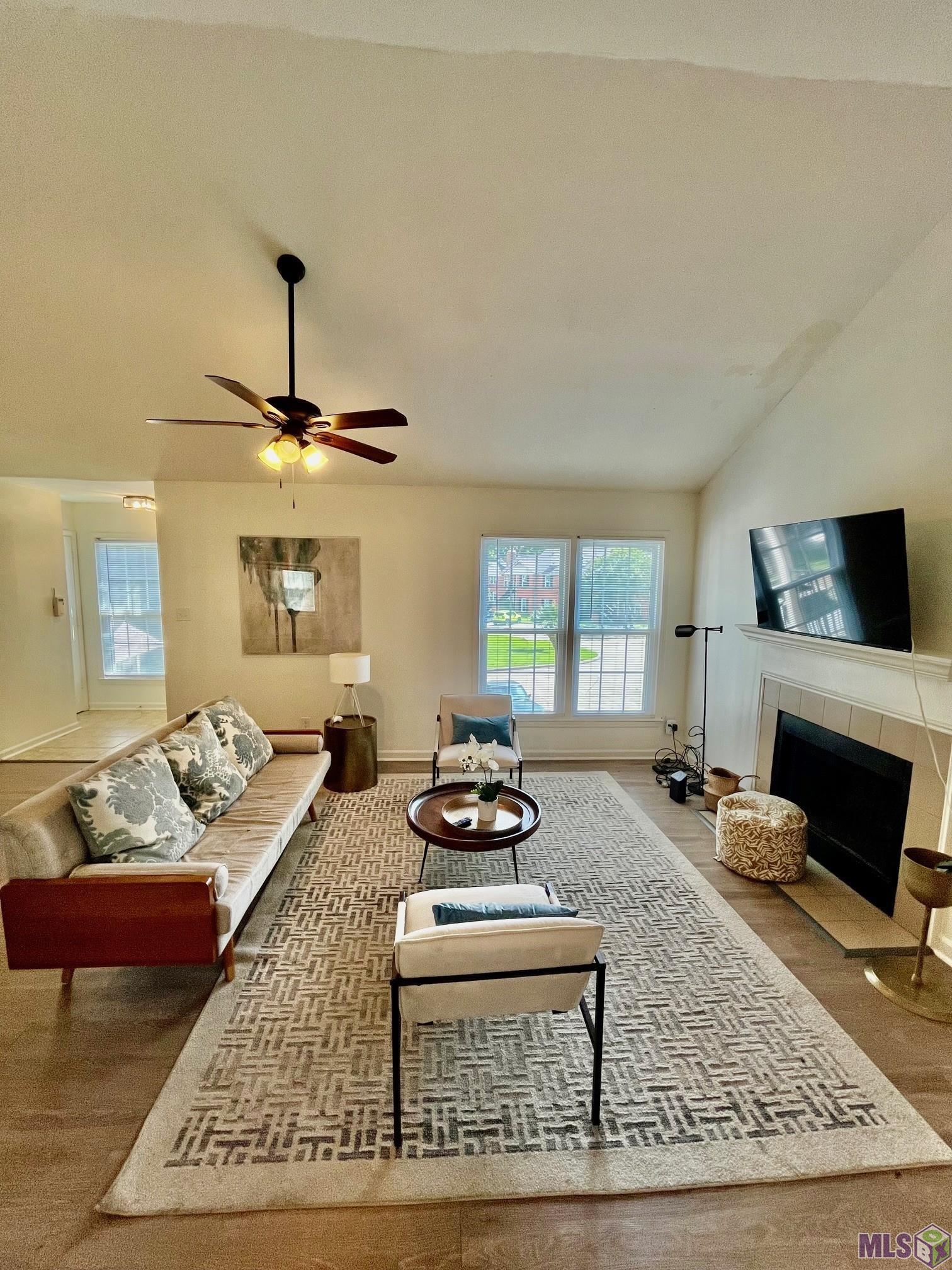 Homes for sale in Baton Rouge, LA | 7362 Jefferson Pl Blvd #42-C, Baton Rouge, LA 70809 | MLS# BR2025011500