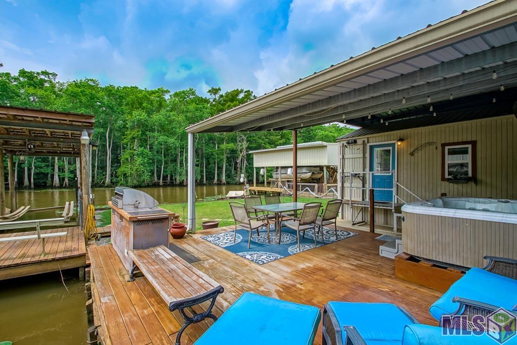 Homes for sale in Maurepas, LA | 23082 Chene Blanc Ln, Maurepas, LA 70449 | MLS# BR2025011604