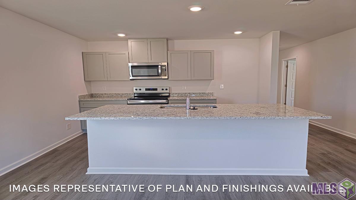 Homes for sale in Denham Springs, LA | 35582 Forest Manor Ave, Denham Springs, LA 70726 | MLS# BR2025011637