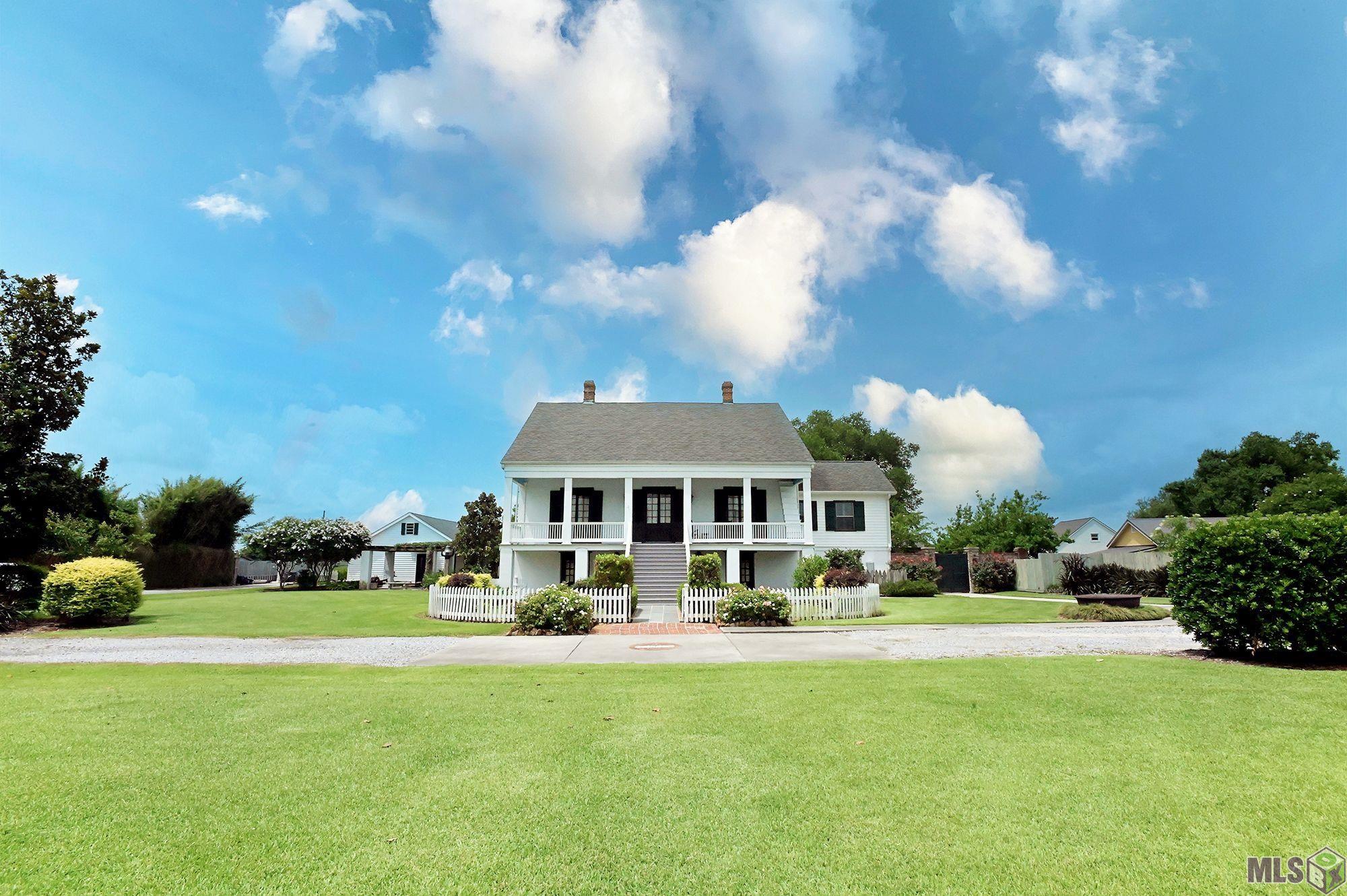 Homes for sale in Lockport, LA | 7602 Hwy 1, Lockport, LA 70374 | MLS# BY2025011860