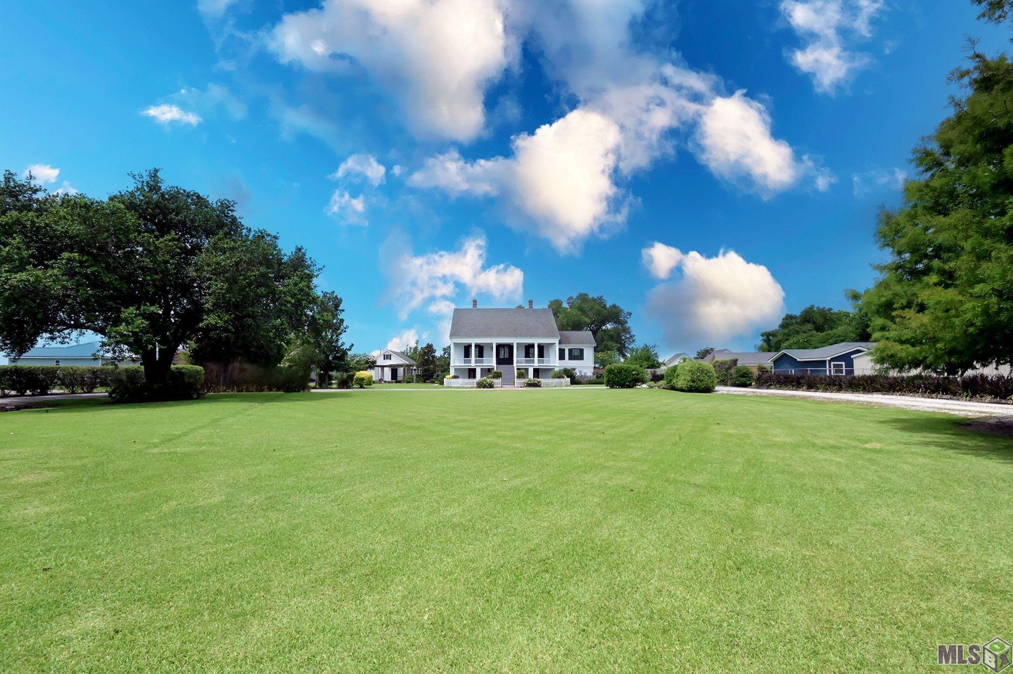 Homes for sale in Lockport, LA | 7602 Hwy 1, Lockport, LA 70374 | MLS# BY2025011860