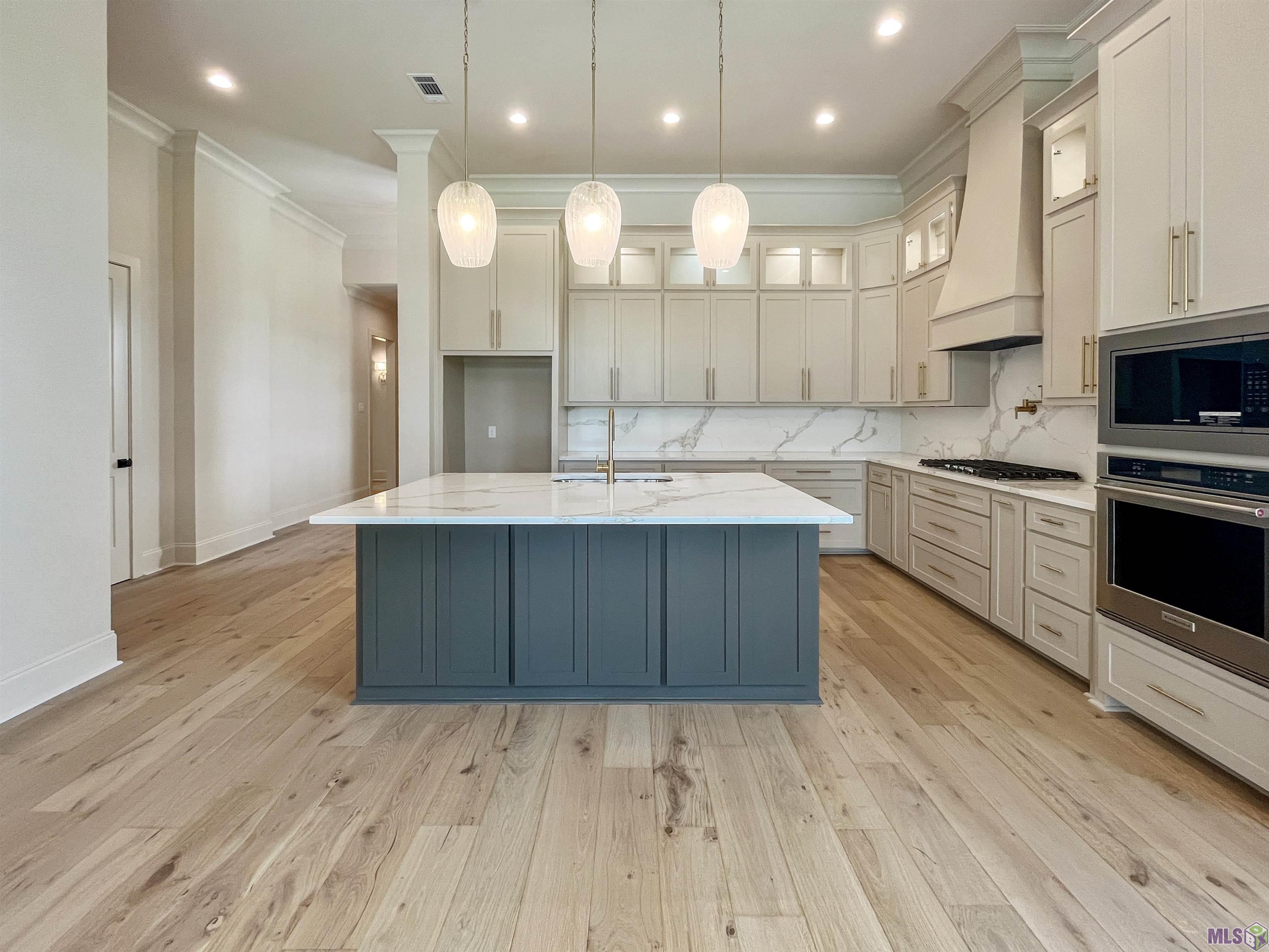 Homes for sale in Denham Springs, LA | 26307 Somerset Hills Ct, Denham Springs, LA 70726 | MLS# BR2025011967