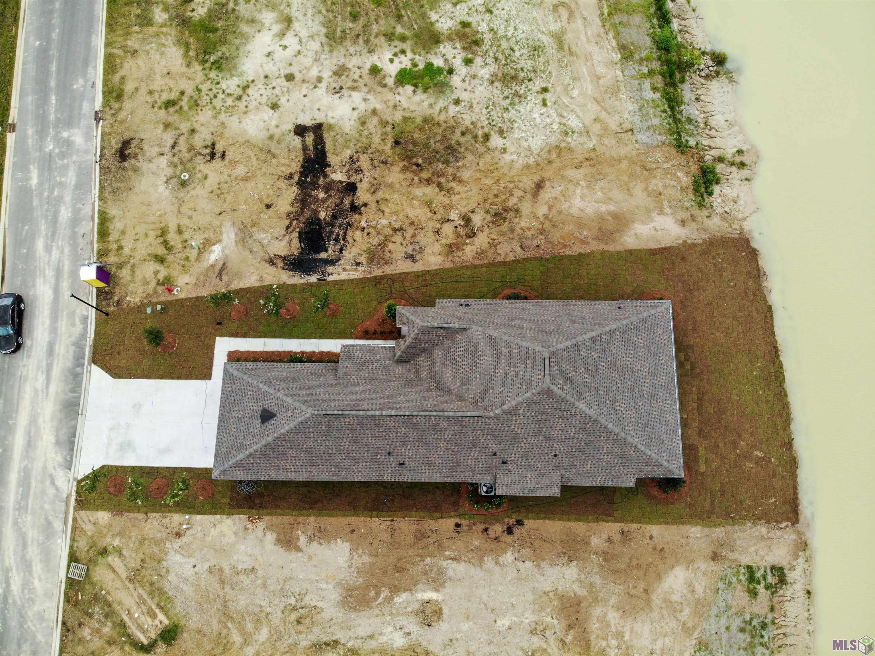 Homes for sale in Denham Springs, LA | 26307 Somerset Hills Ct, Denham Springs, LA 70726 | MLS# BR2025011967