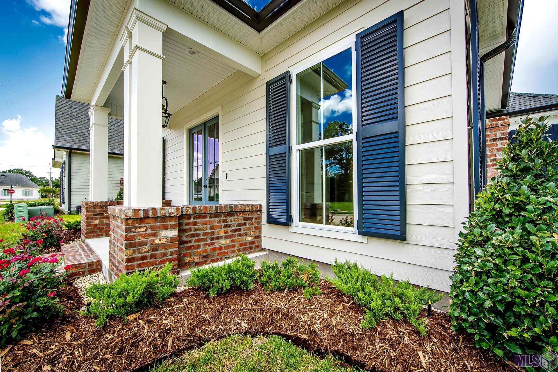 Homes for sale in Thibodaux, LA | 105 Rienzi Commons Dr, Thibodaux, LA 70301 | MLS# BY2025011995