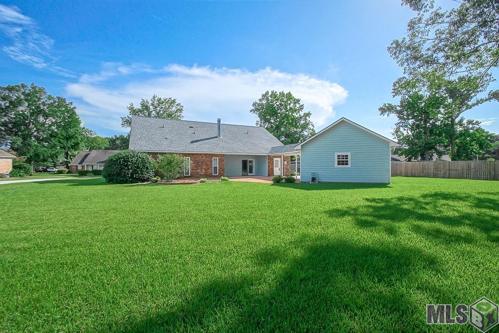 Homes for sale in Baton Rouge, LA | 14031 Gattinburg Ave, Baton Rouge, LA 70817 | MLS# BR2025012054