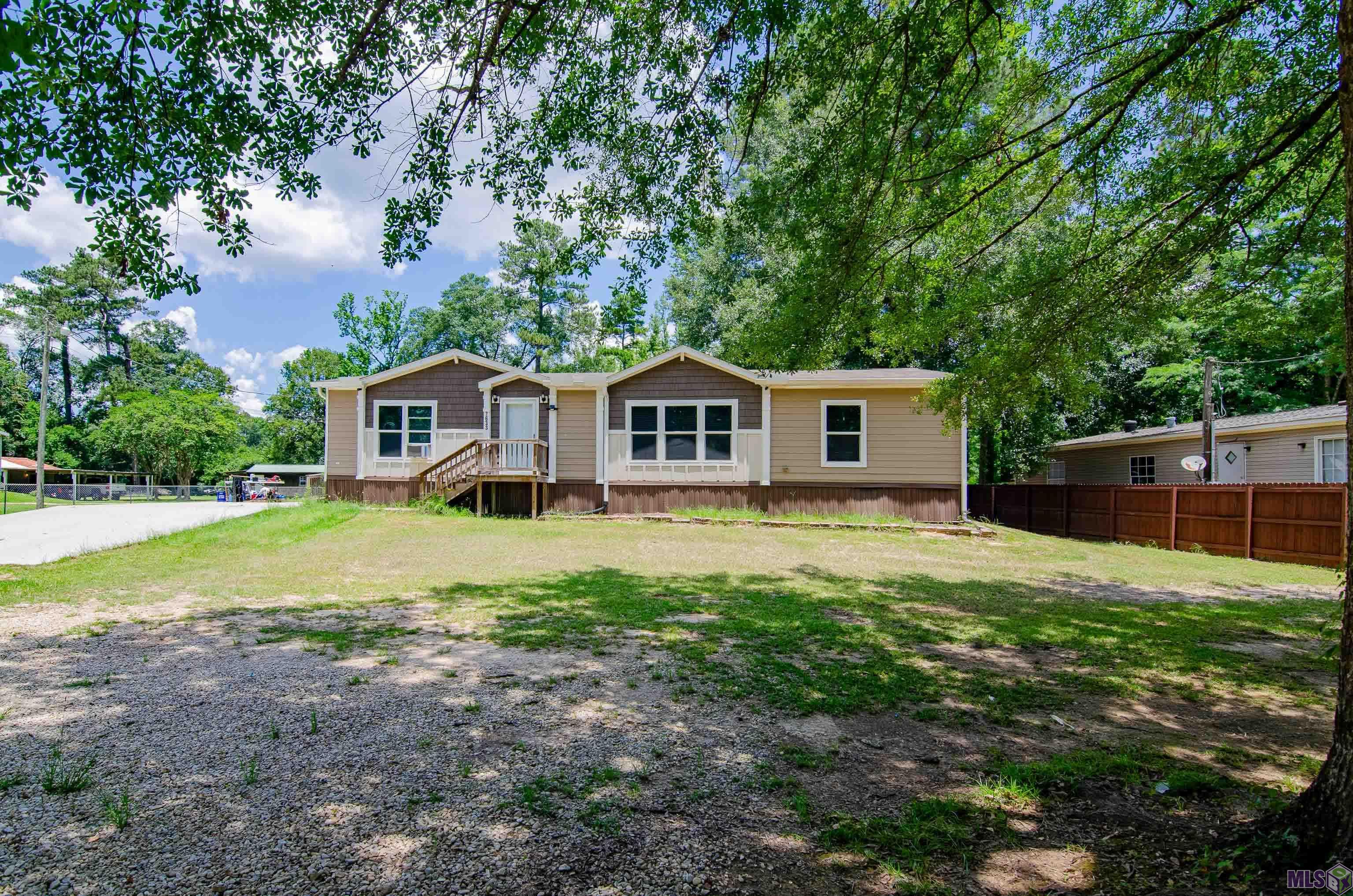 Homes for sale in Denham Springs, LA | 7633 Pine Bluff Rd, Denham Springs, LA 70726 | MLS# BR2025012228