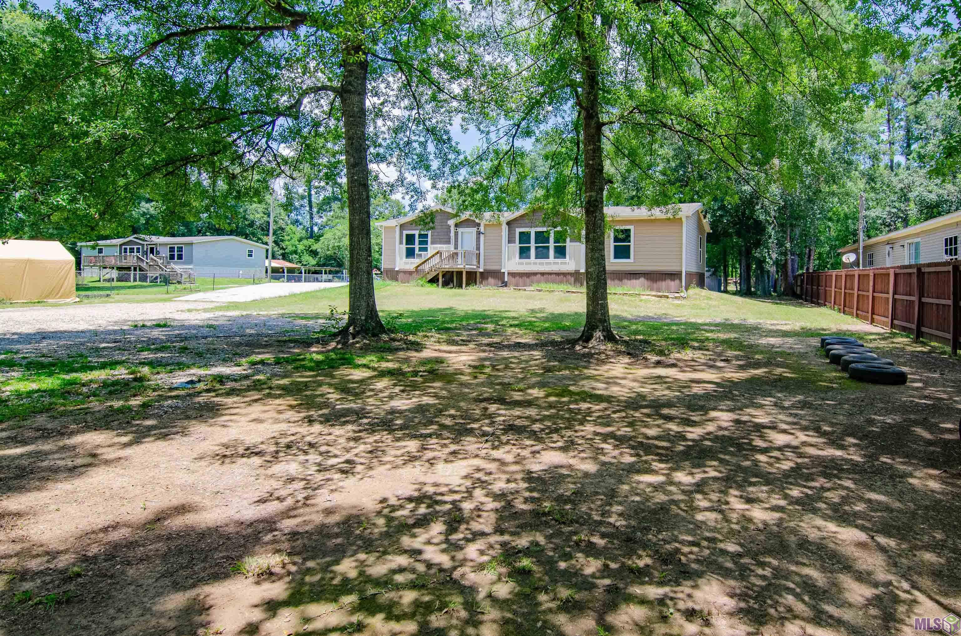 Homes for sale in Denham Springs, LA | 7633 Pine Bluff Rd, Denham Springs, LA 70726 | MLS# BR2025012228