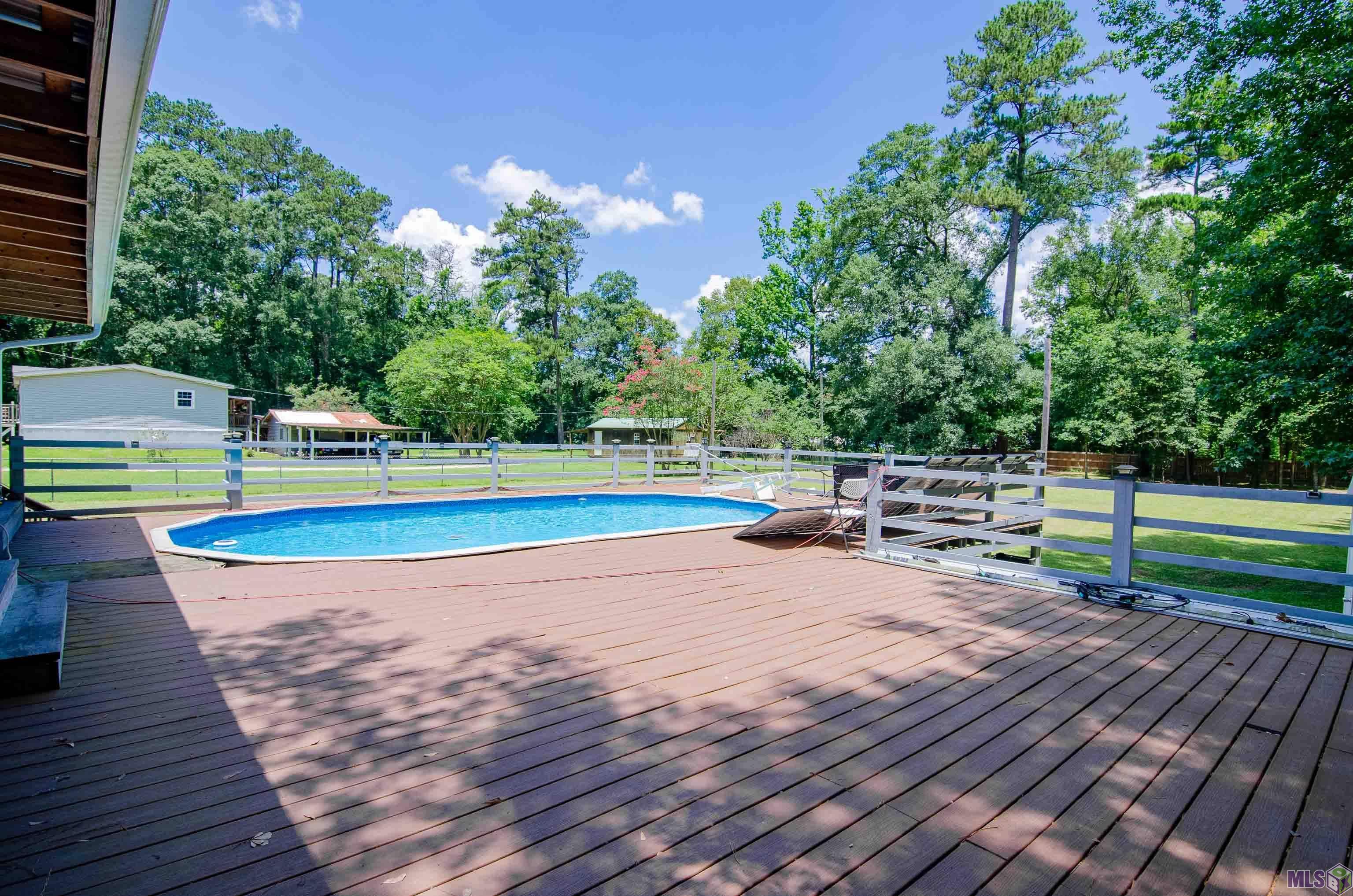 Homes for sale in Denham Springs, LA | 7633 Pine Bluff Rd, Denham Springs, LA 70726 | MLS# BR2025012228