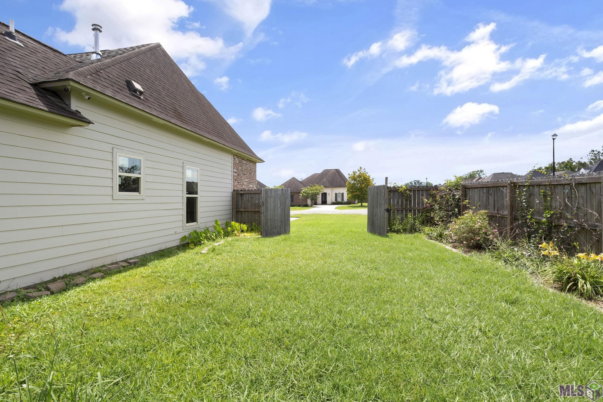 Homes for sale in Prairieville, LA | 16520 Orchard Way Dr, Prairieville, LA 70769 | MLS# BR2025012229