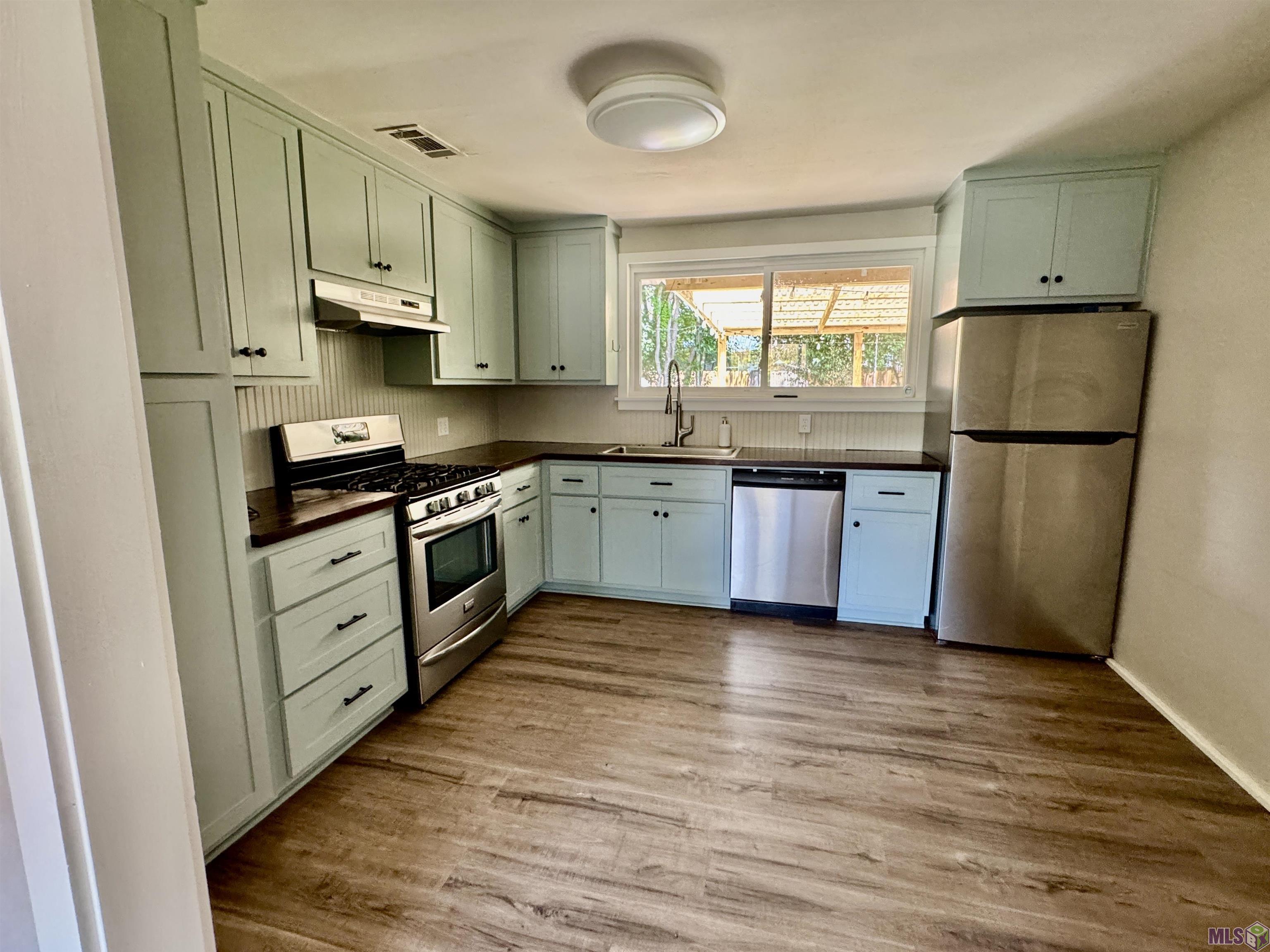 Homes for sale in Denham Springs, LA | 126 N River Rd, Denham Springs, LA 70726 | MLS# BR2025012591